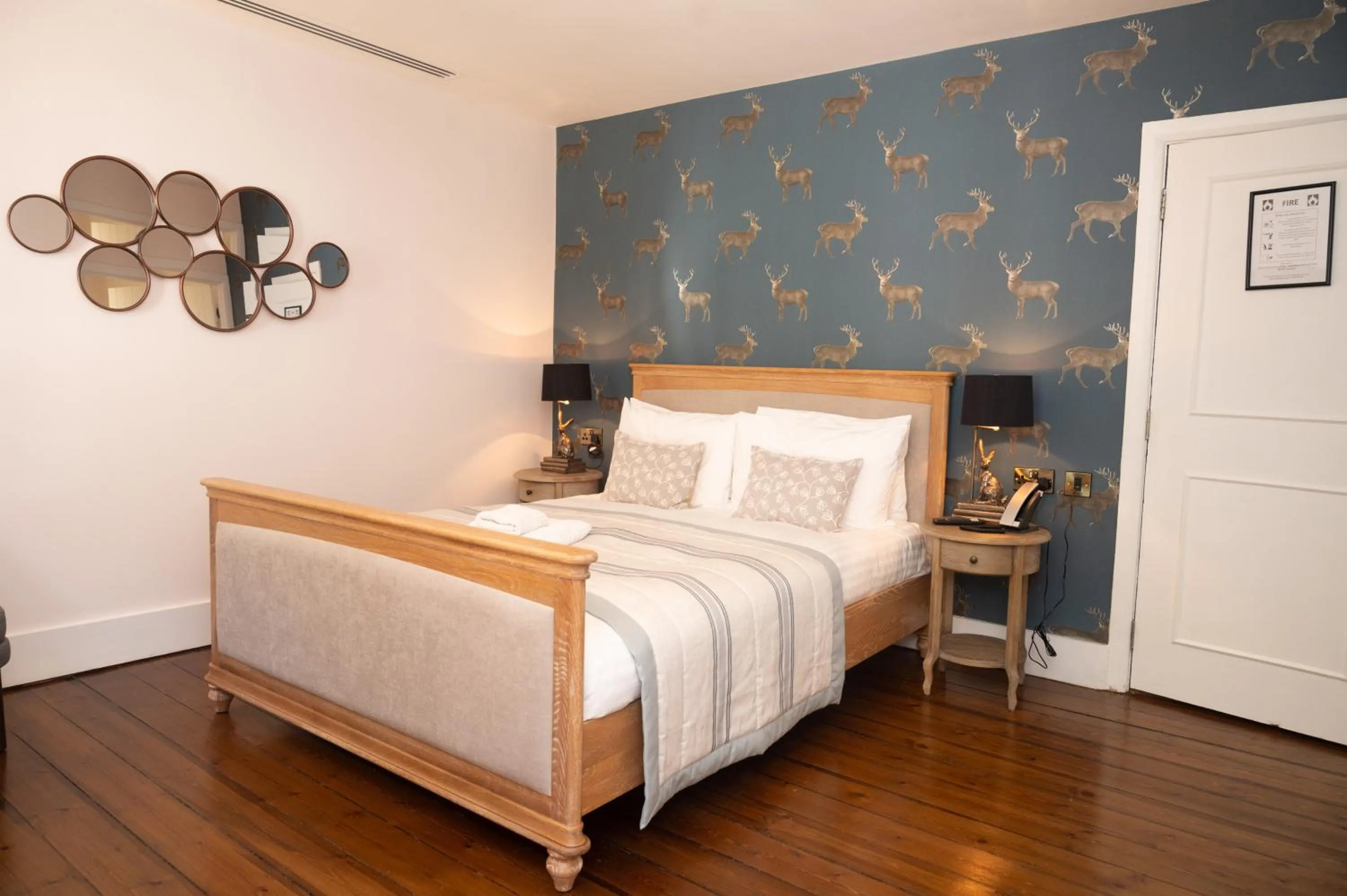 Bed in The Olde Bell, BW Signature Collection