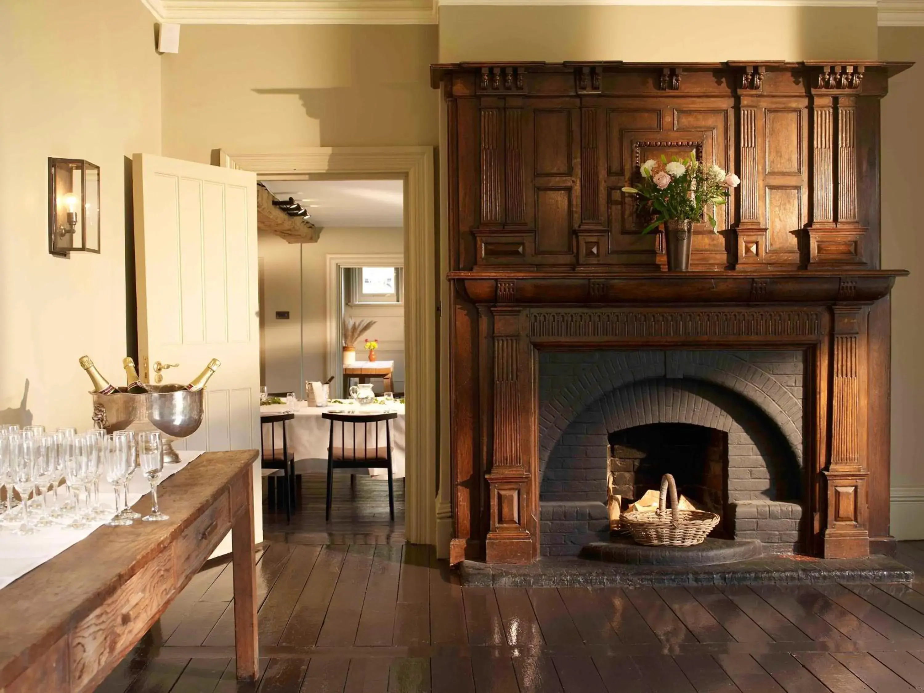 Restaurant/places to eat in The Olde Bell, BW Signature Collection Restaurant/places to eat in The Olde Bell, BW Signature Collection