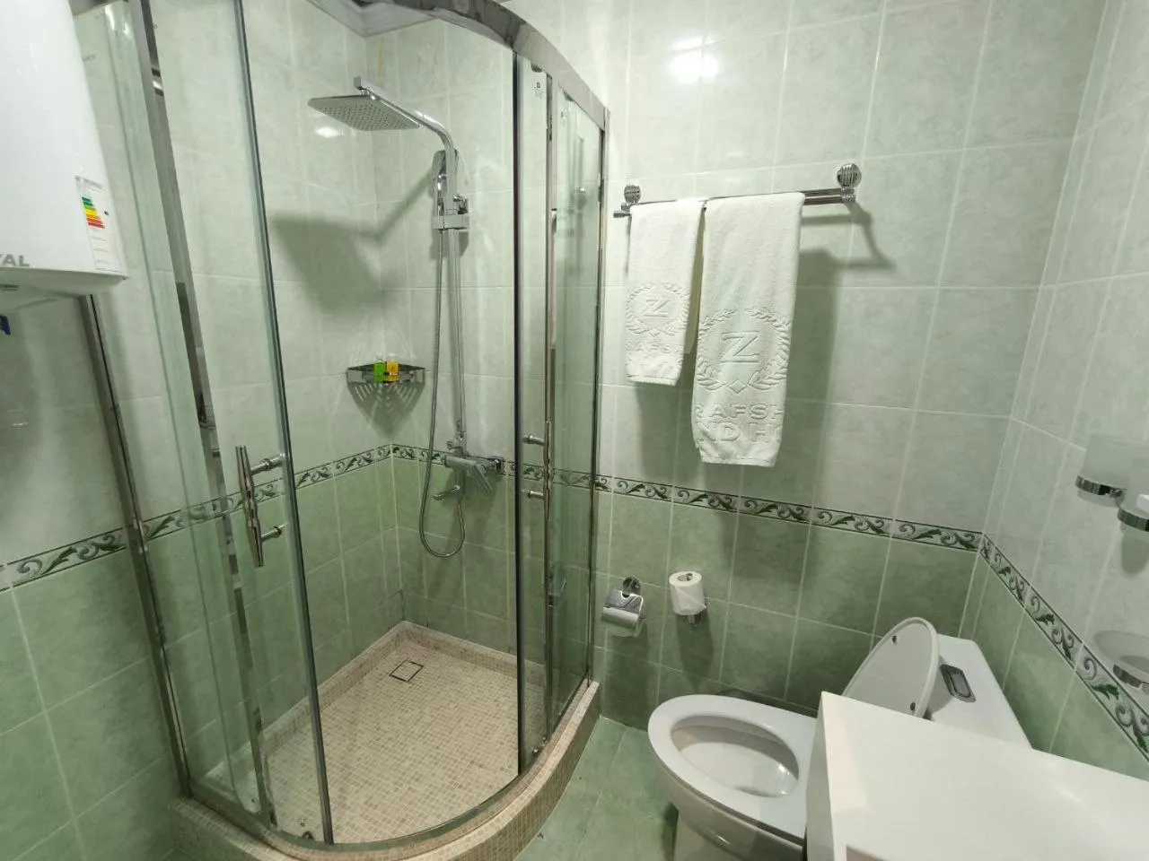 Zarafshan Grand Hotel city