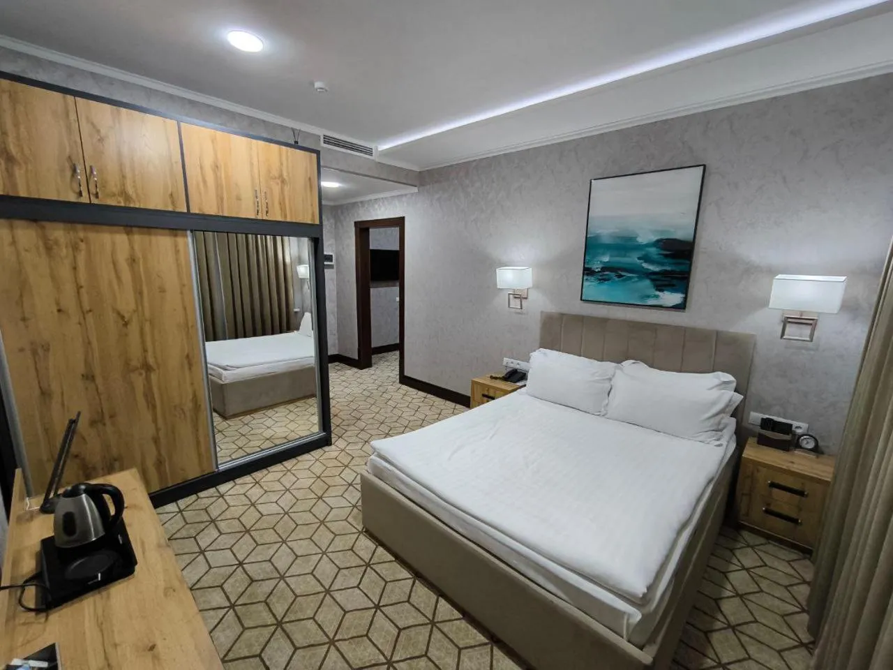 Zarafshan Grand Hotel city