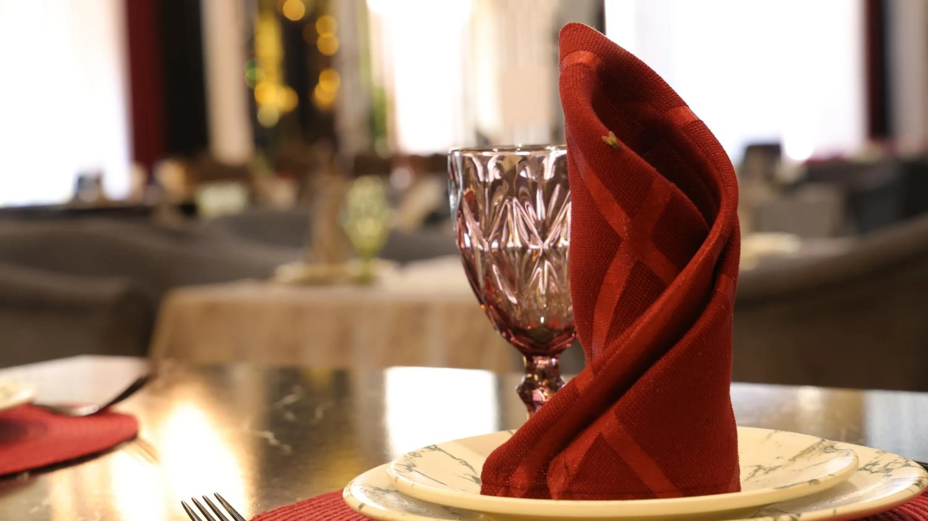 Zarafshan Grand Hotel city