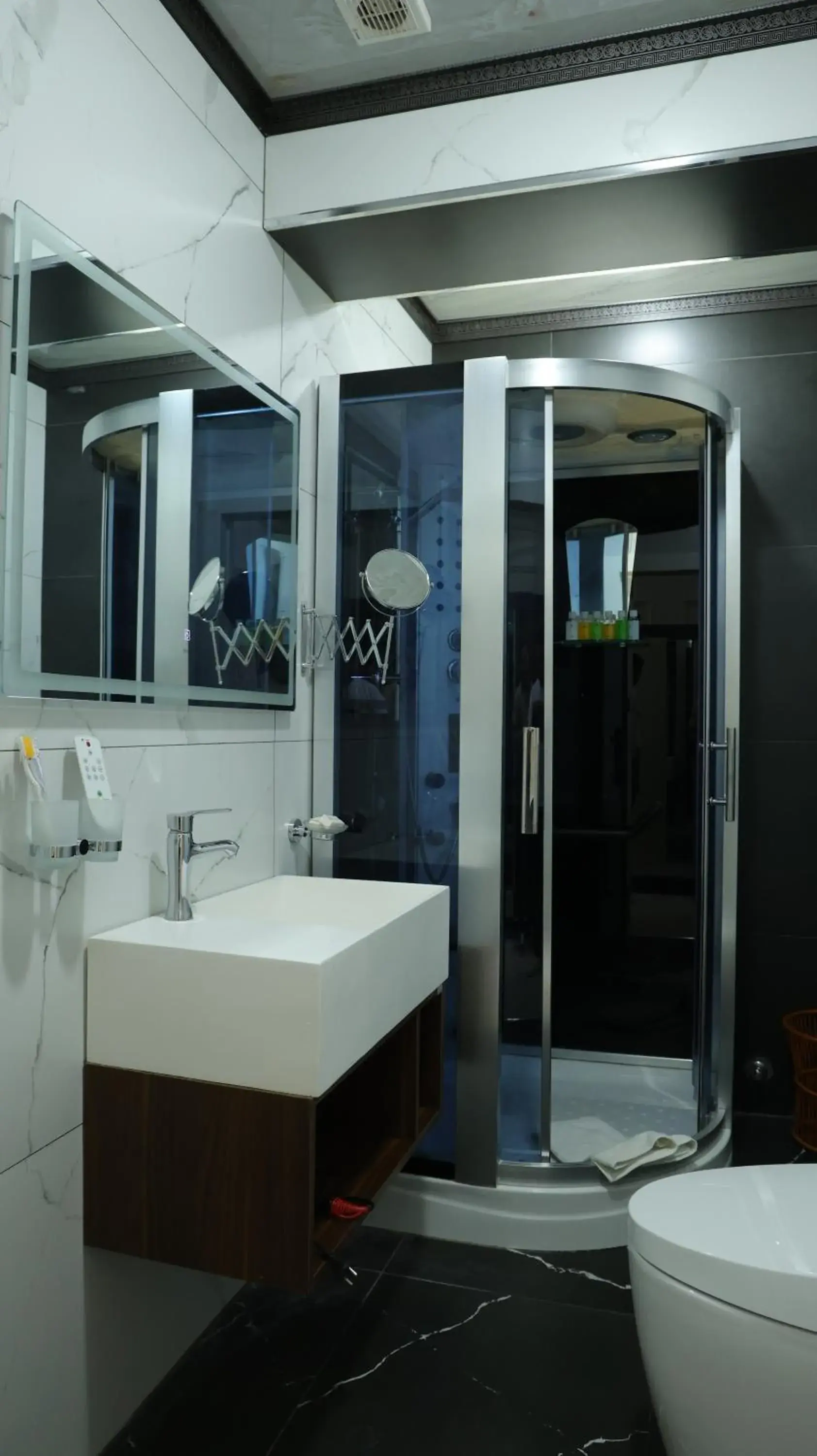 Apartment in Zarafshan Grand Hotel city Apartment in Zarafshan Grand Hotel city