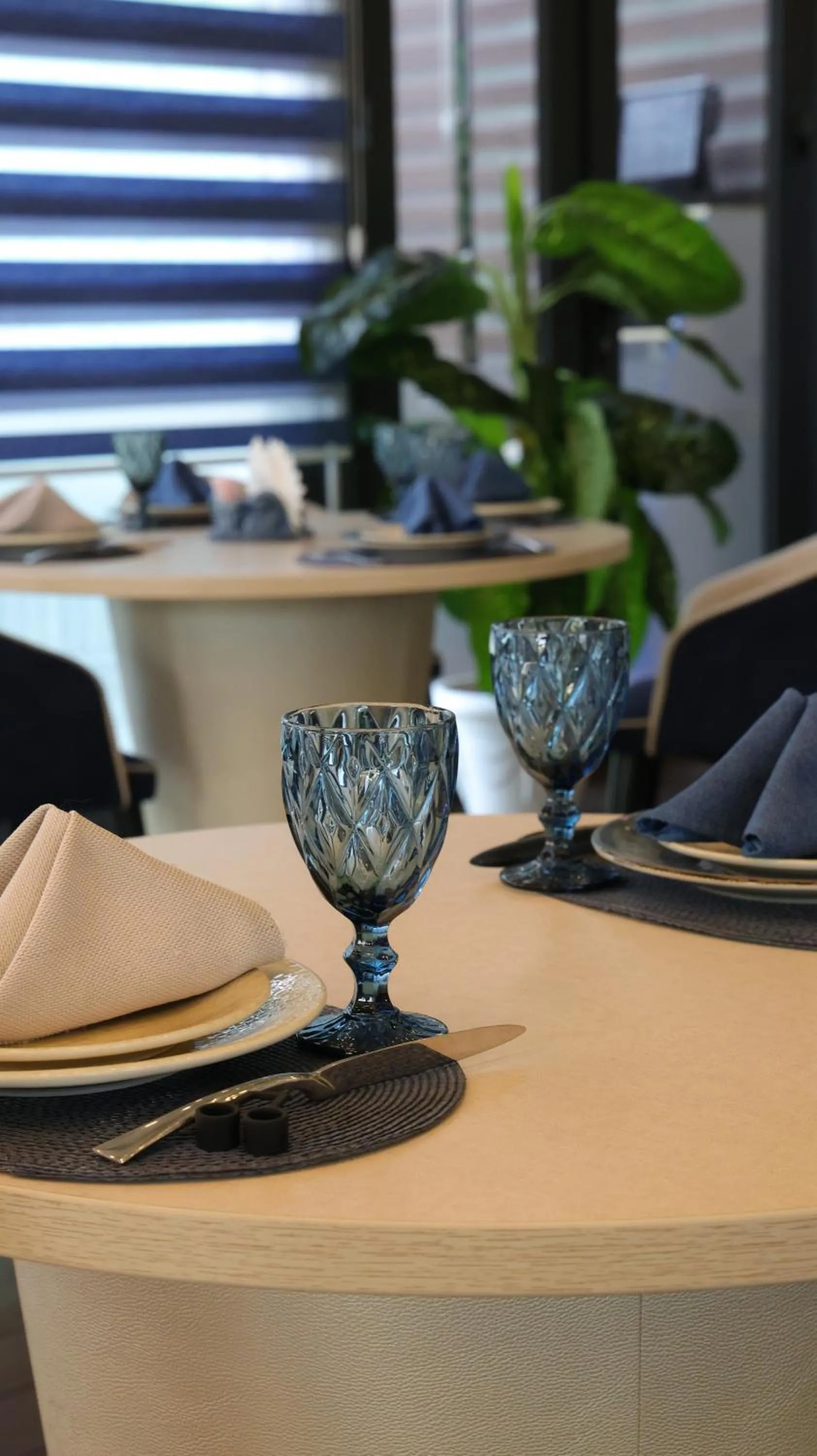 Restaurant/places to eat in Zarafshan Grand Hotel city