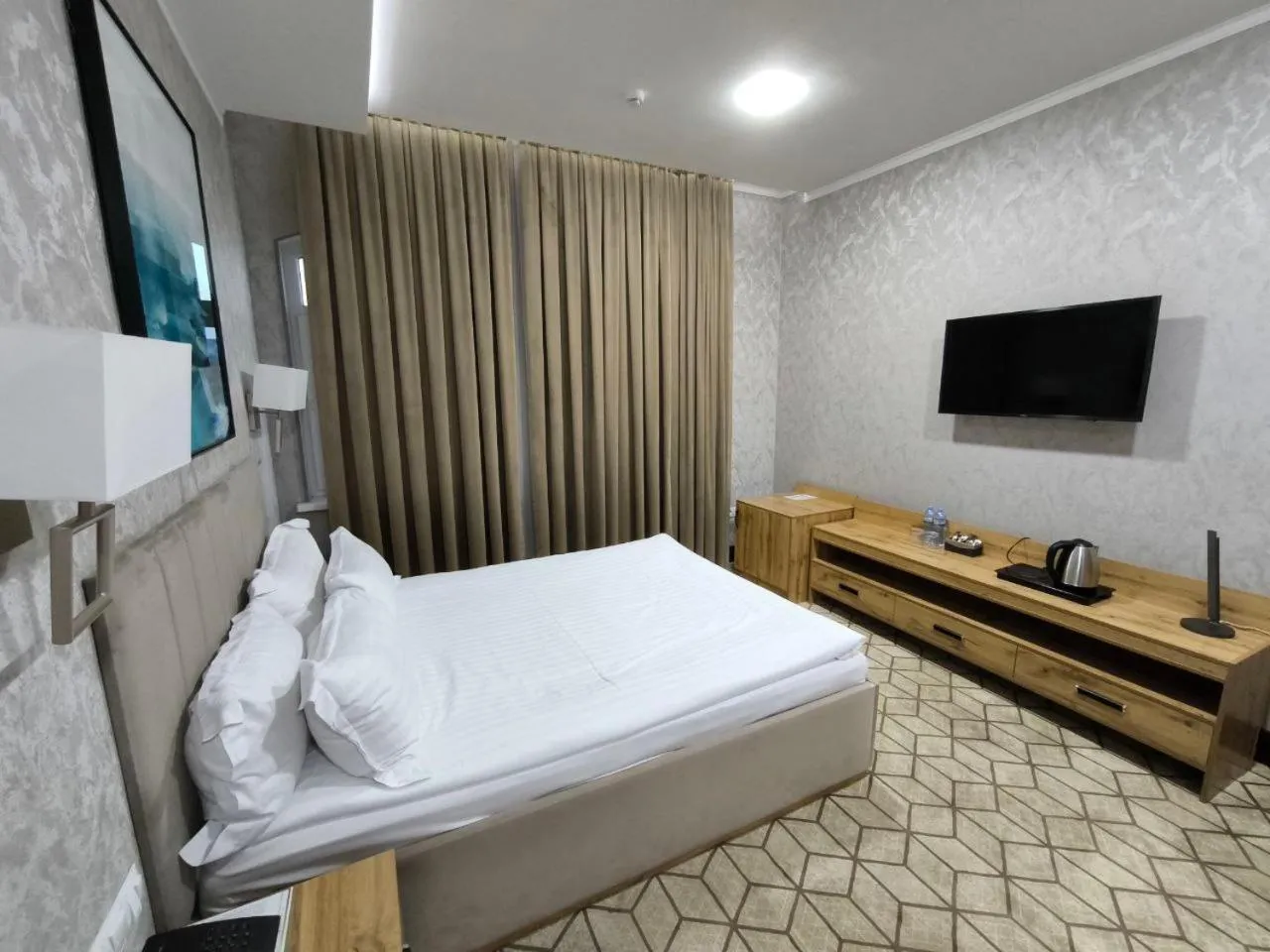 Zarafshan Grand Hotel city