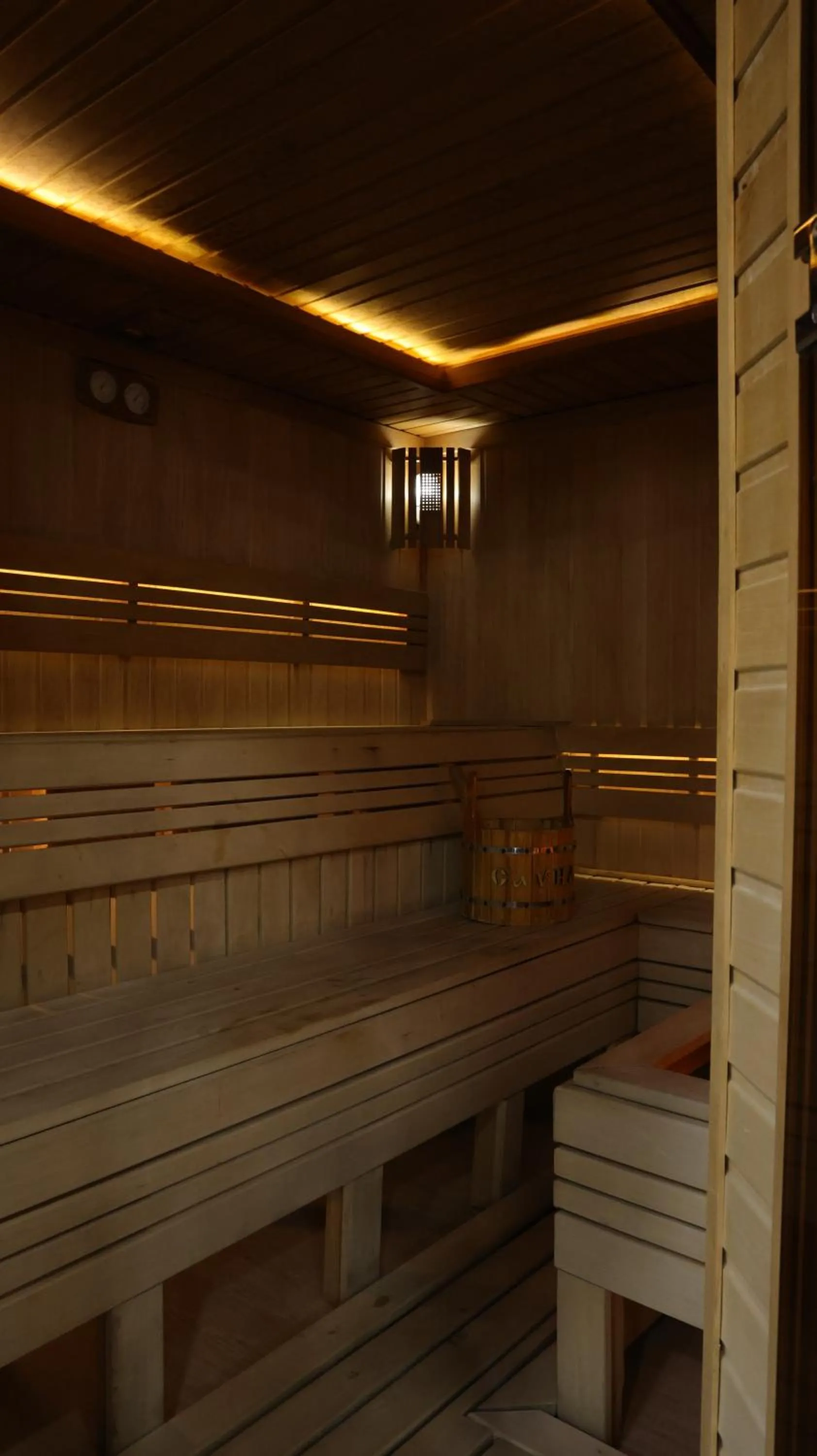 Sauna in Zarafshan Grand Hotel city