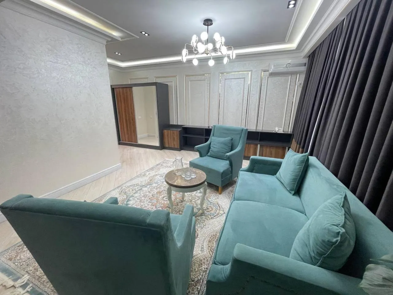 Zarafshan Grand Hotel city