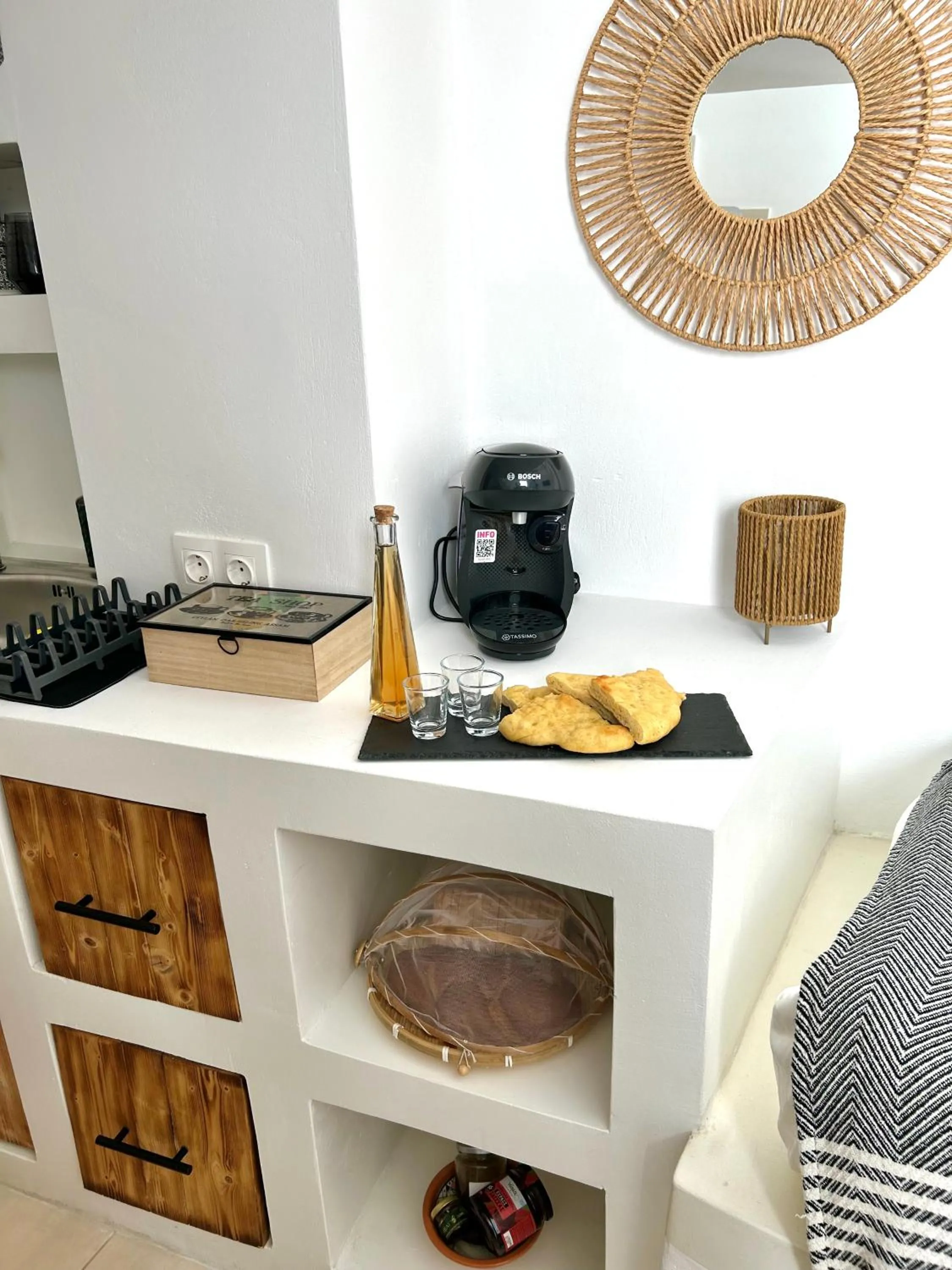 Babatseratsi skyrian studio 1