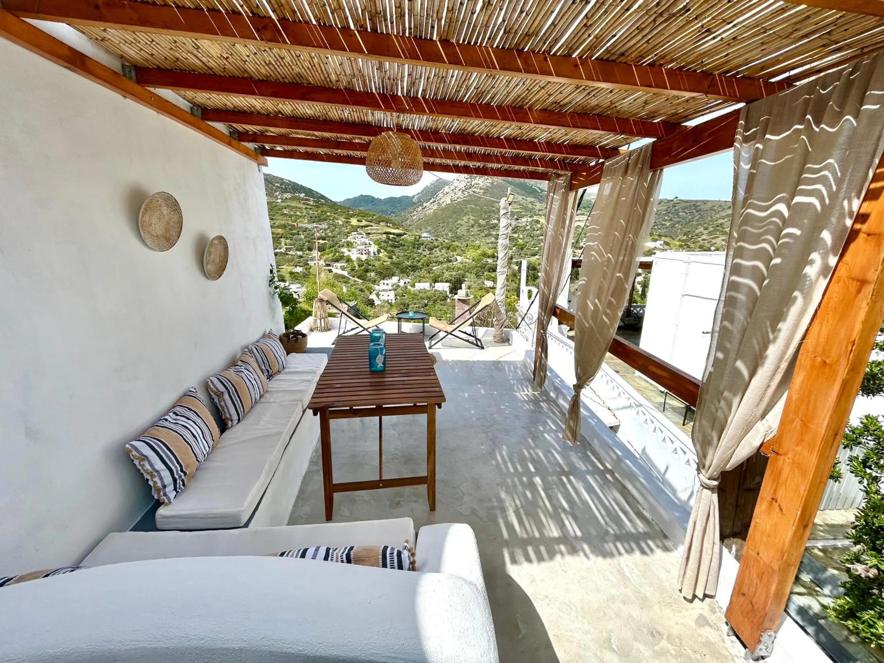 Balcony/Terrace in Babatseratsi skyrian studio 1