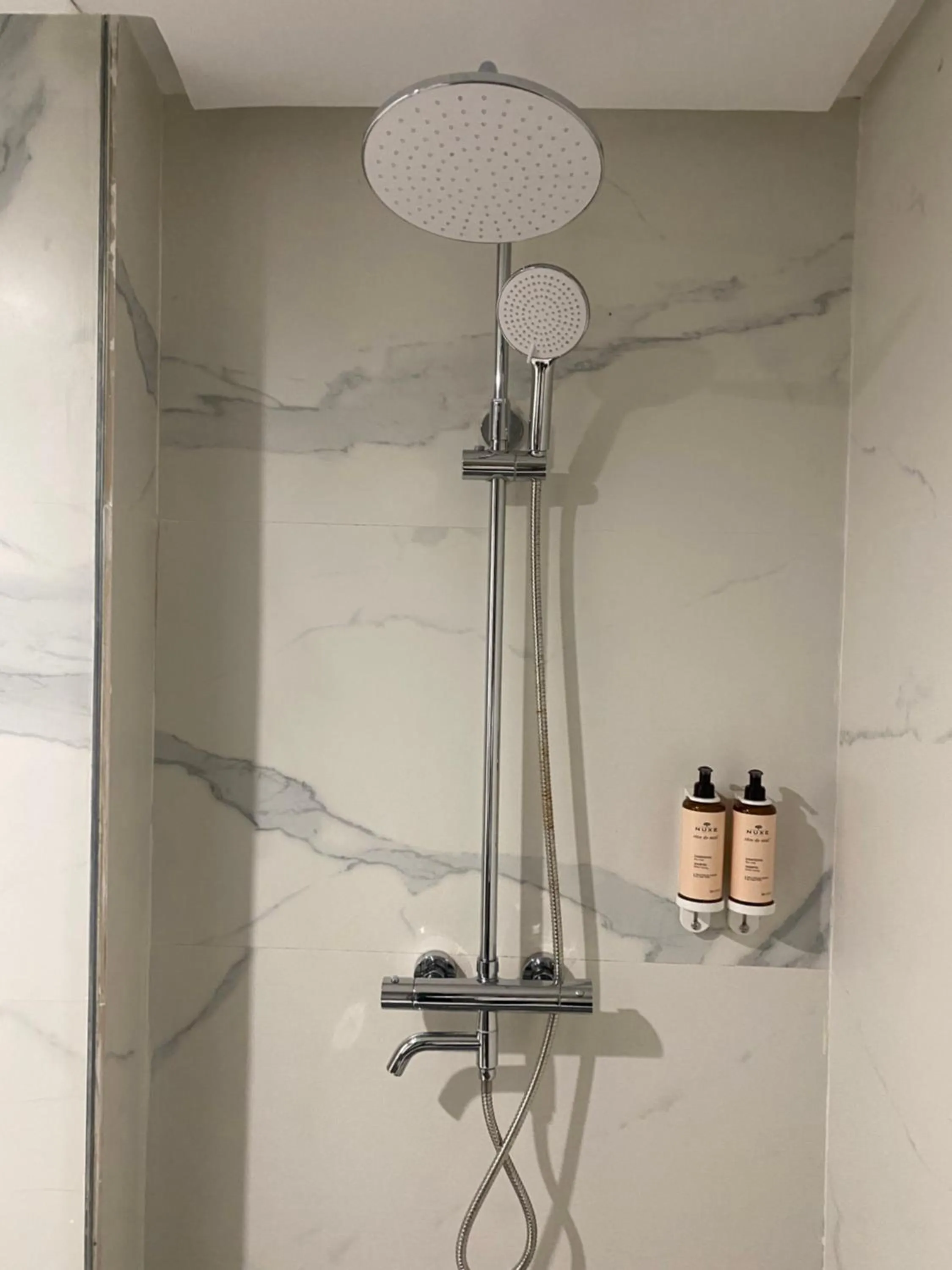 Shower in Executive Boutique Hotel Rabat