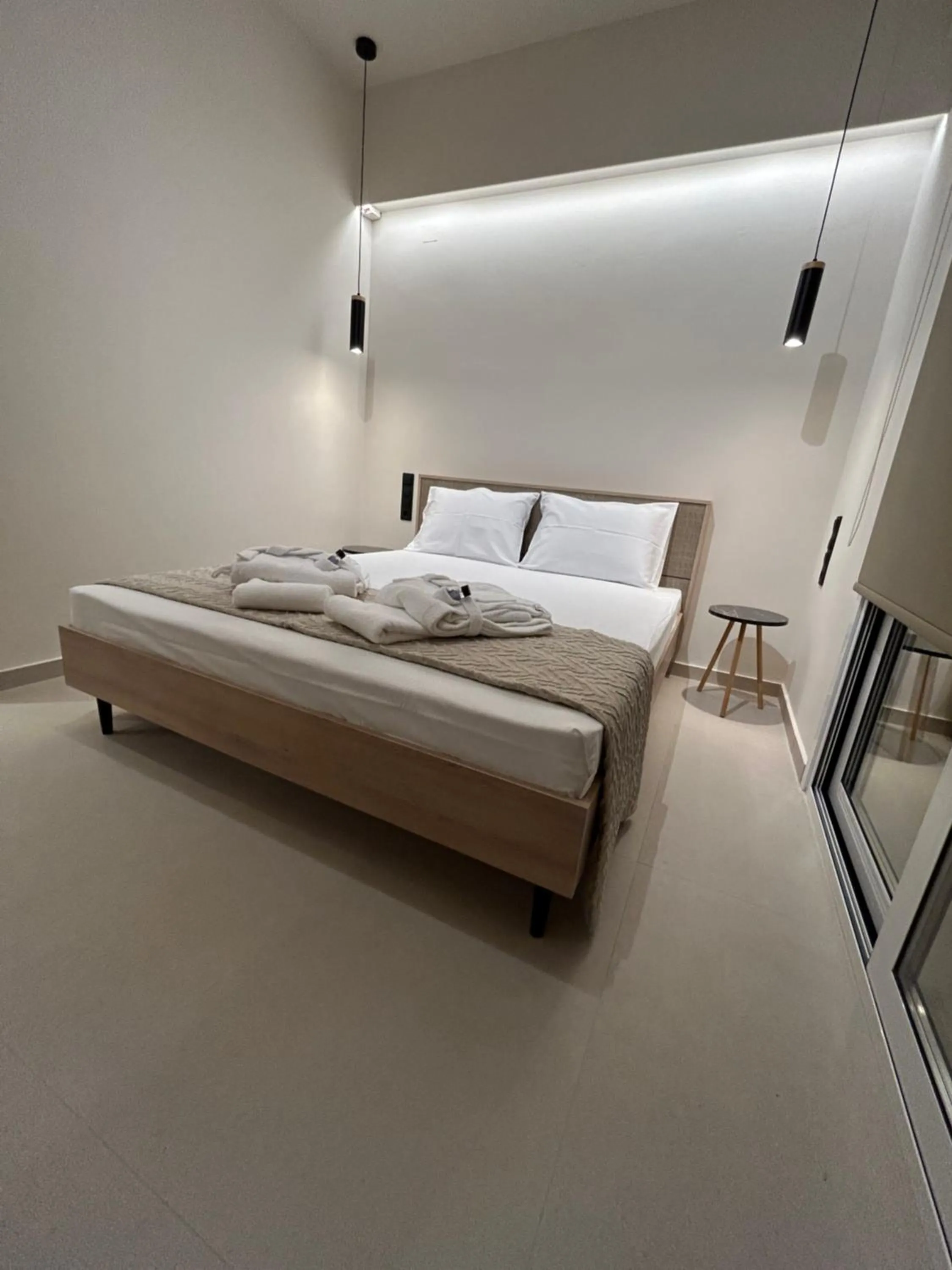 Bed in GLEN Premium Stays