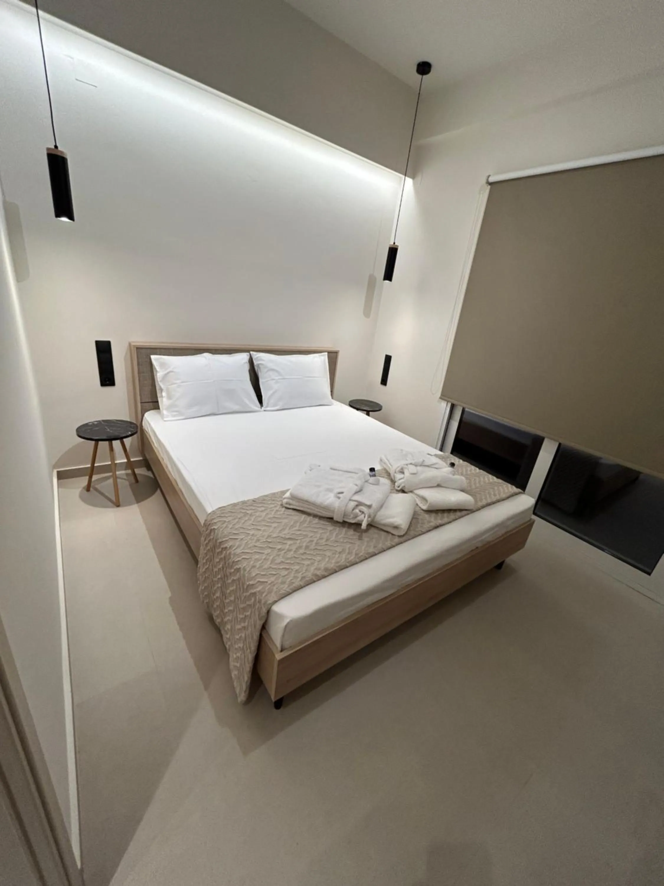 Bed in GLEN Premium Stays