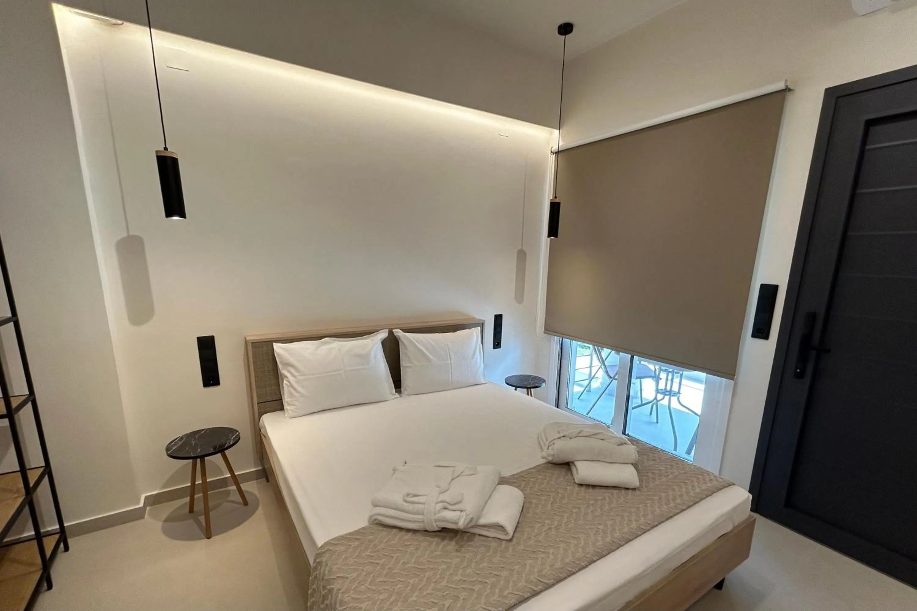 Bed in GLEN Premium Stays