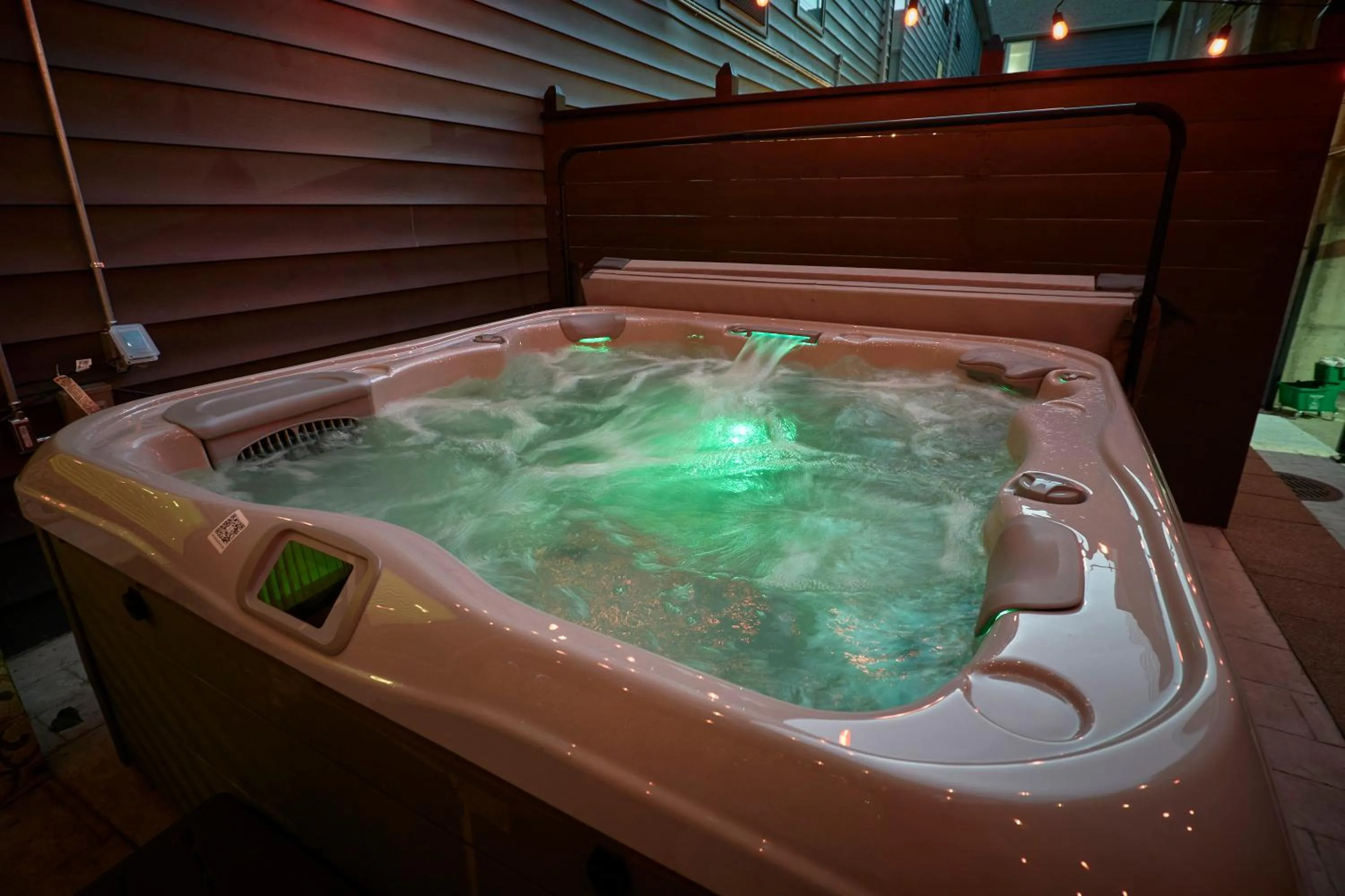 Hot Tub in The West End