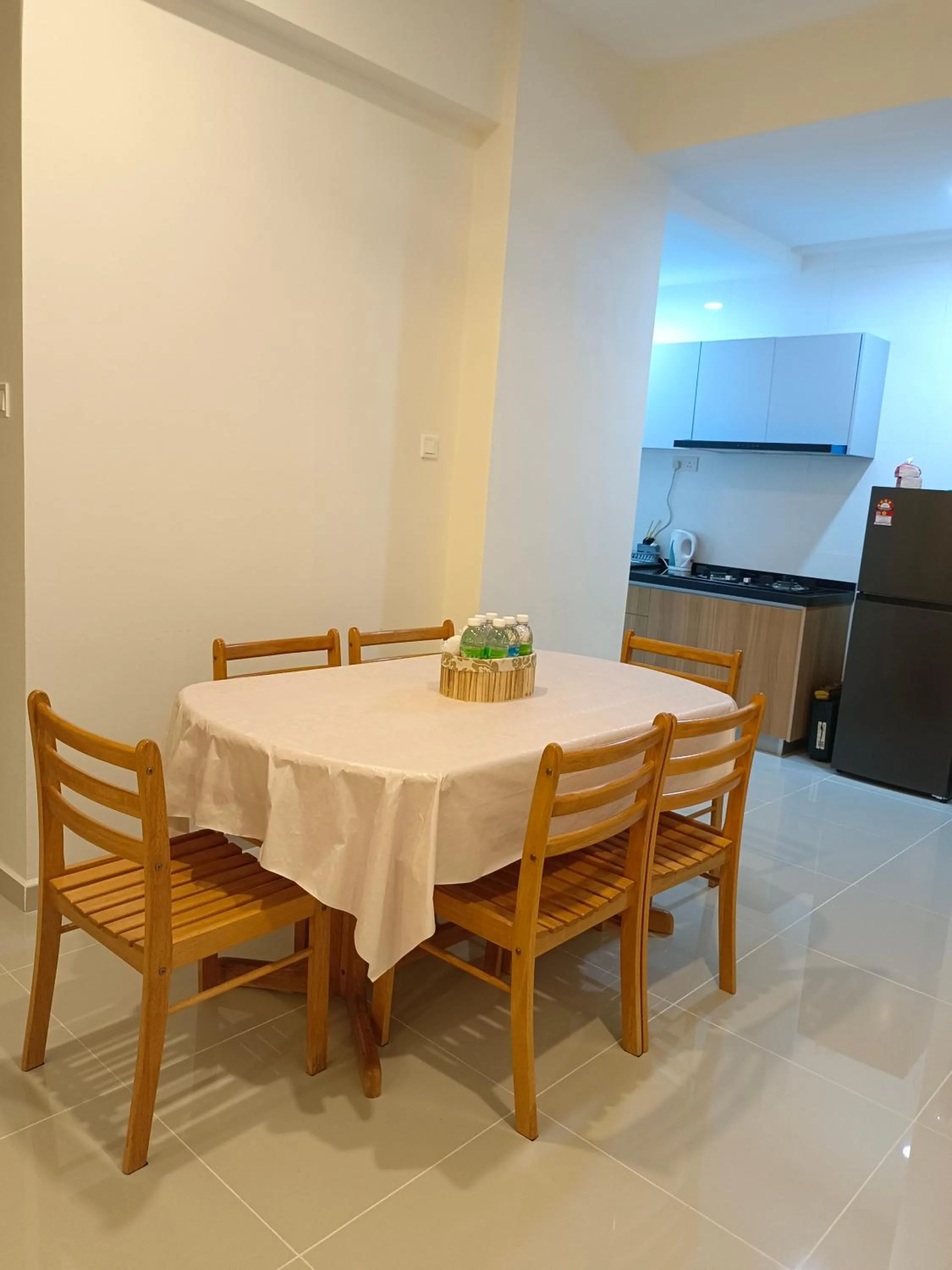 Kitchen or kitchenette in Sri Indah Pool Condostay