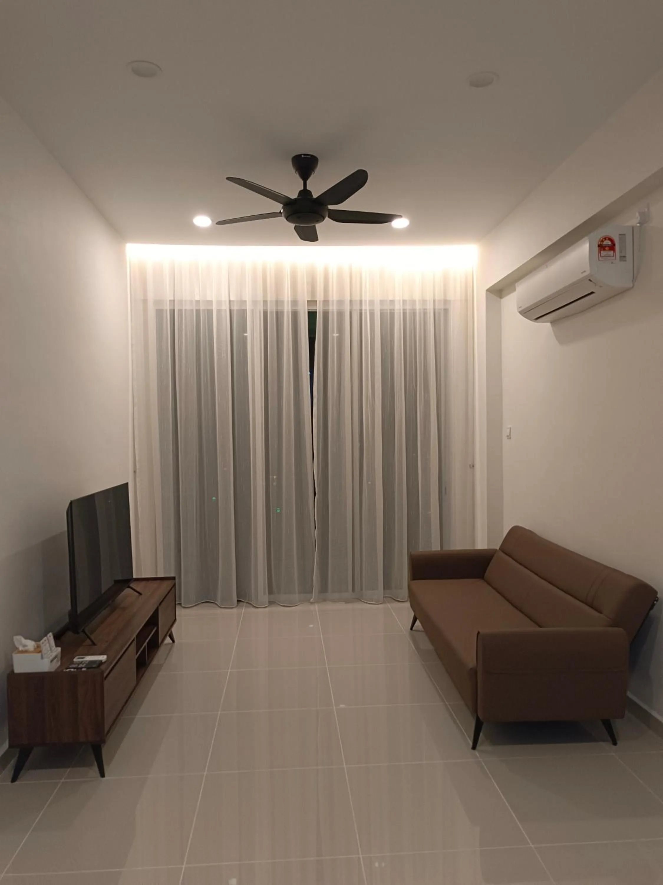 Sri Indah Pool Condostay