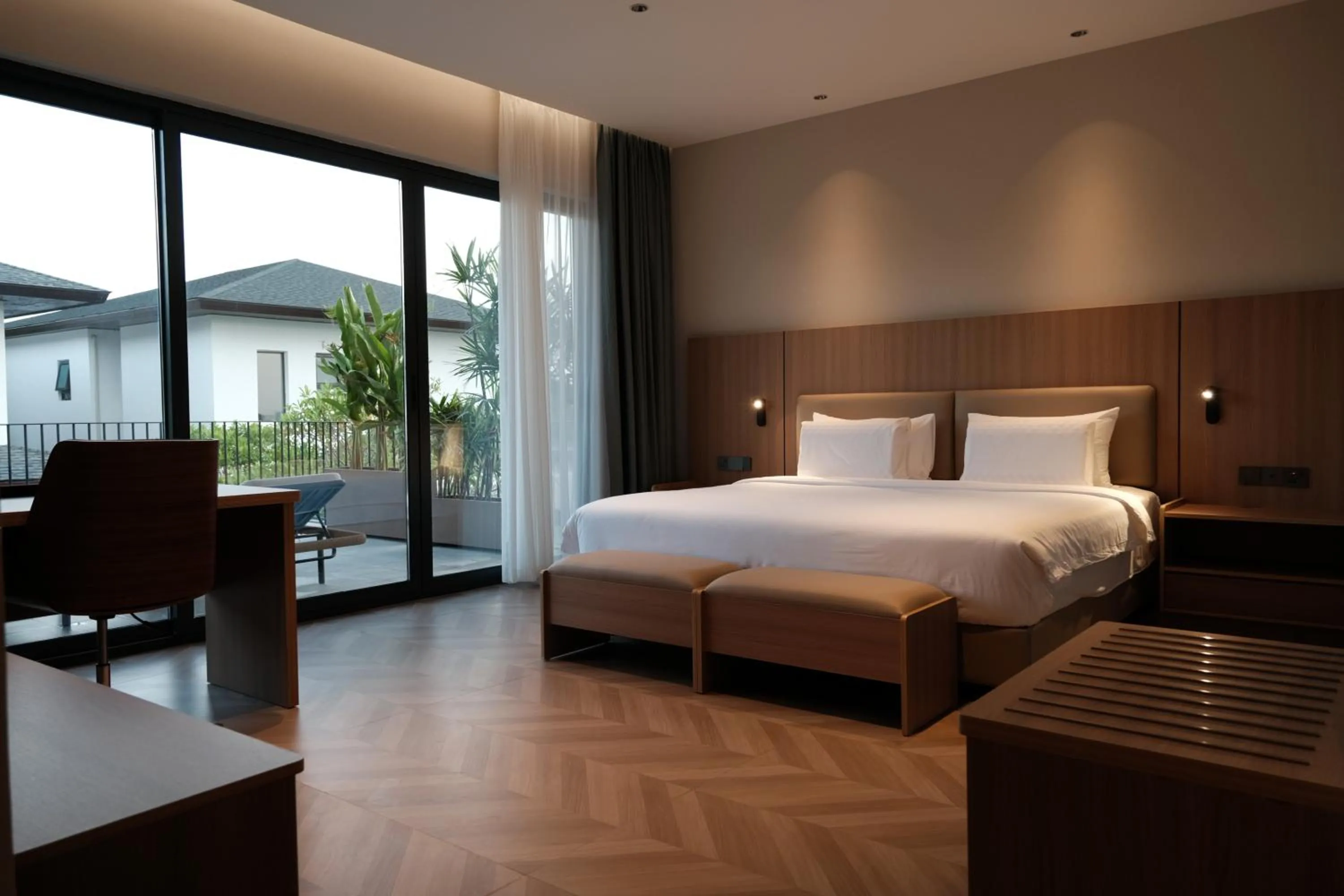 Photo of the whole room, Bed in Argo Pattaya Resort and Villas