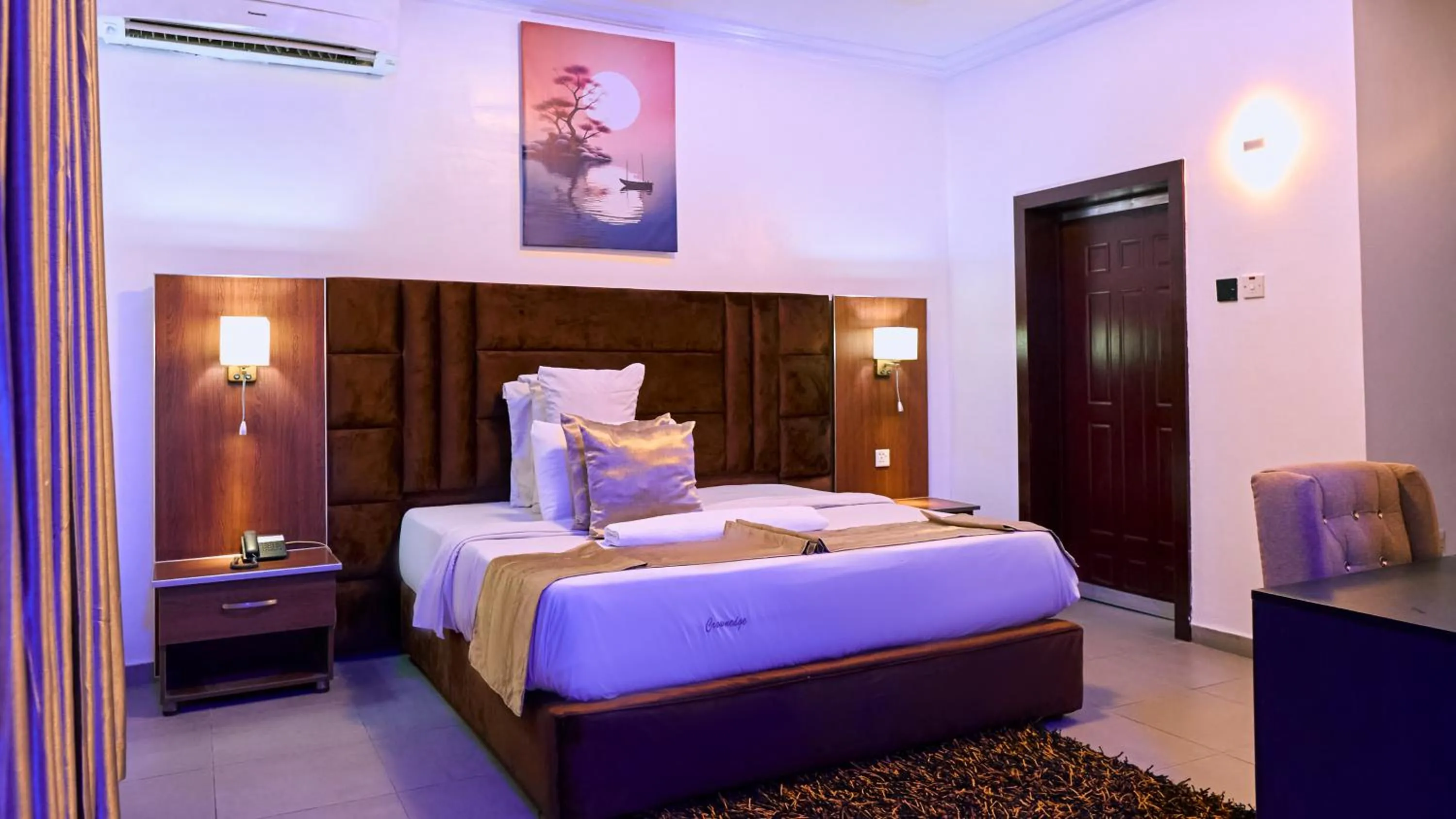 Crownedge Hotels