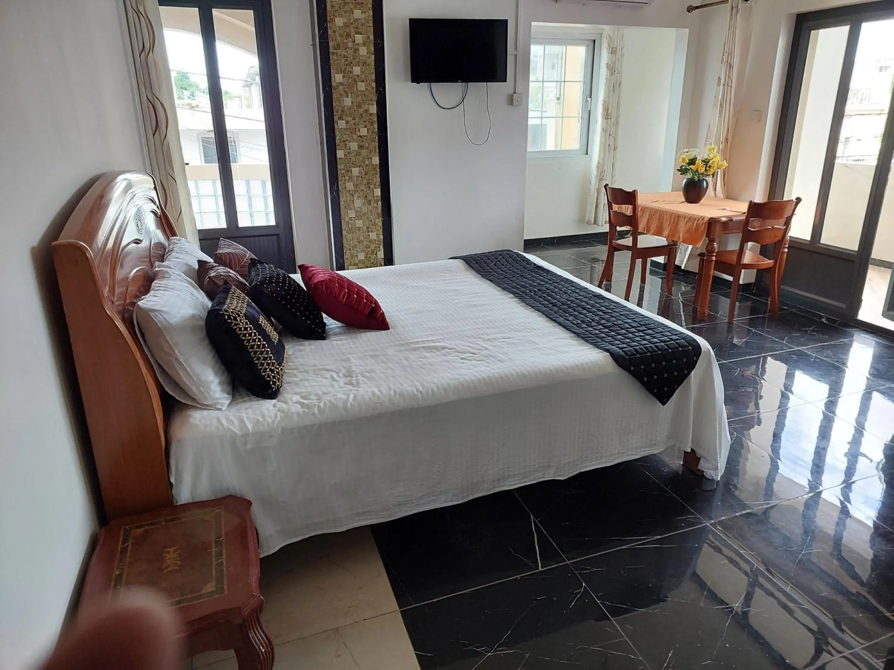 Mahe Holiday Resort Mahe Holiday Resort