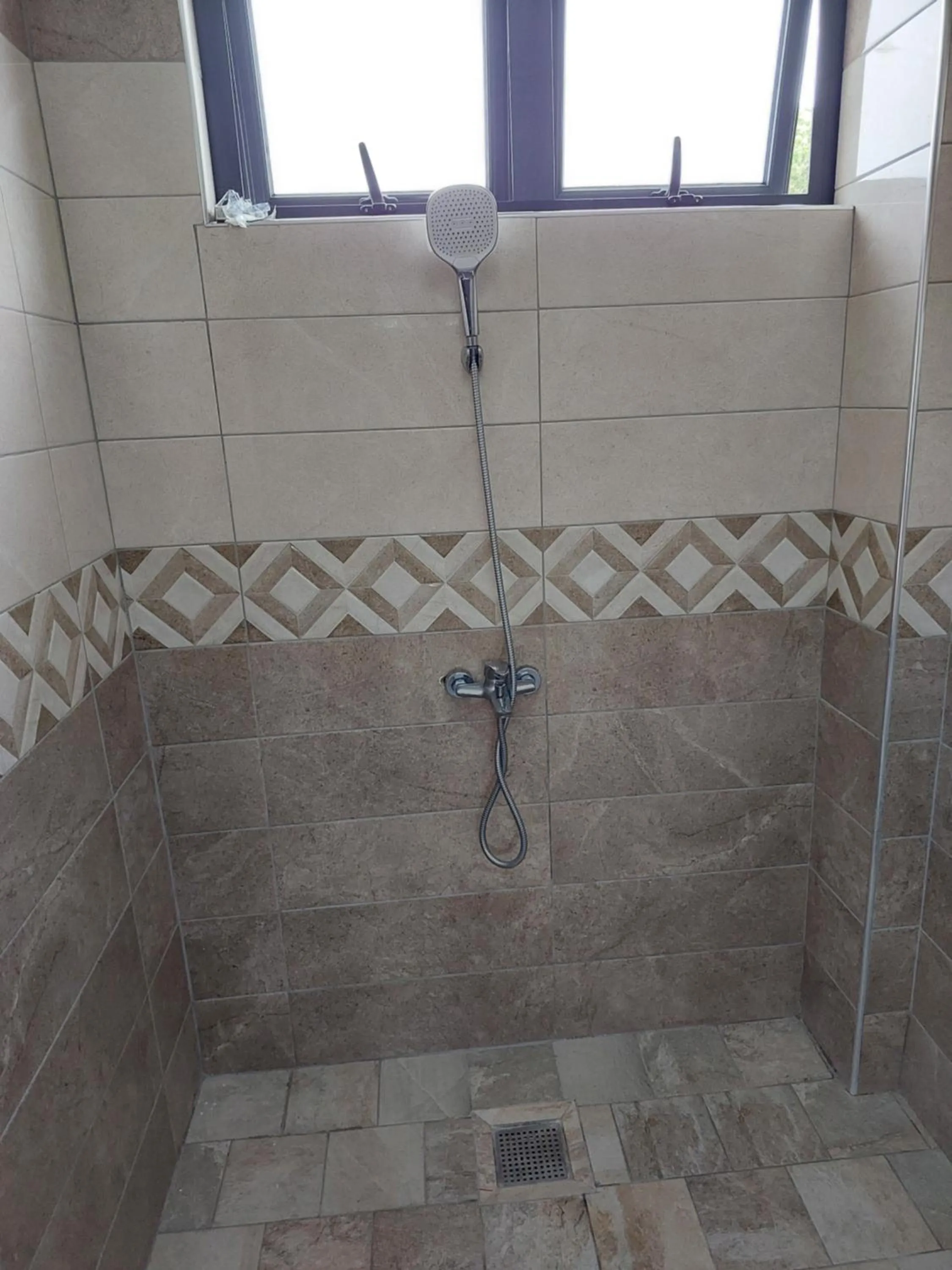 Shower in Mahe Holiday Resort