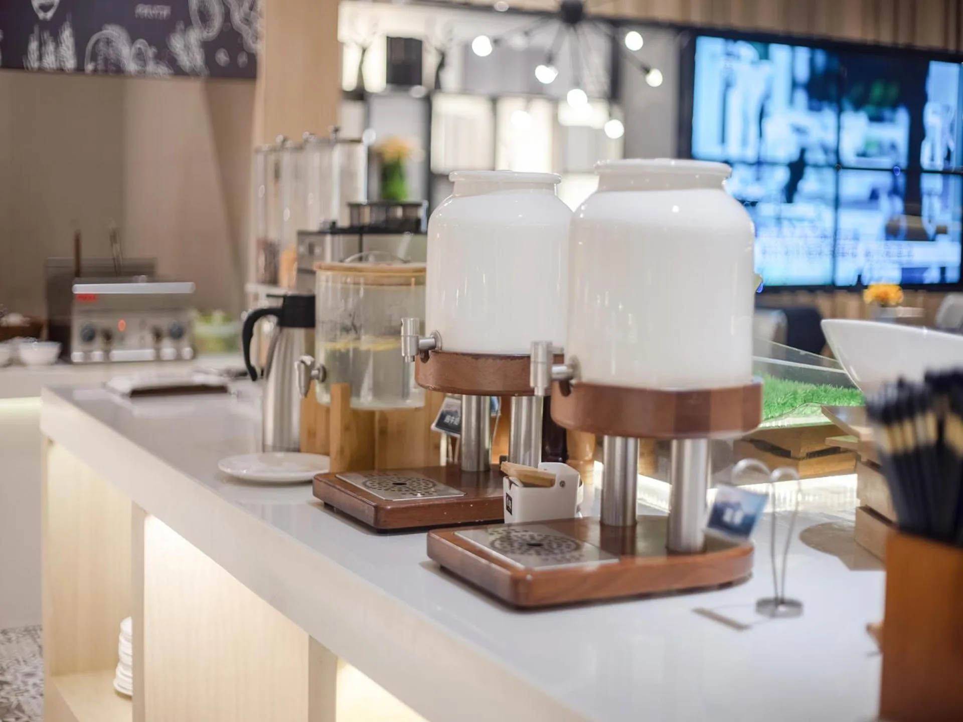 Restaurant/places to eat in Echarm Hotel Nanning the MixC Exhibition Center Metro Station