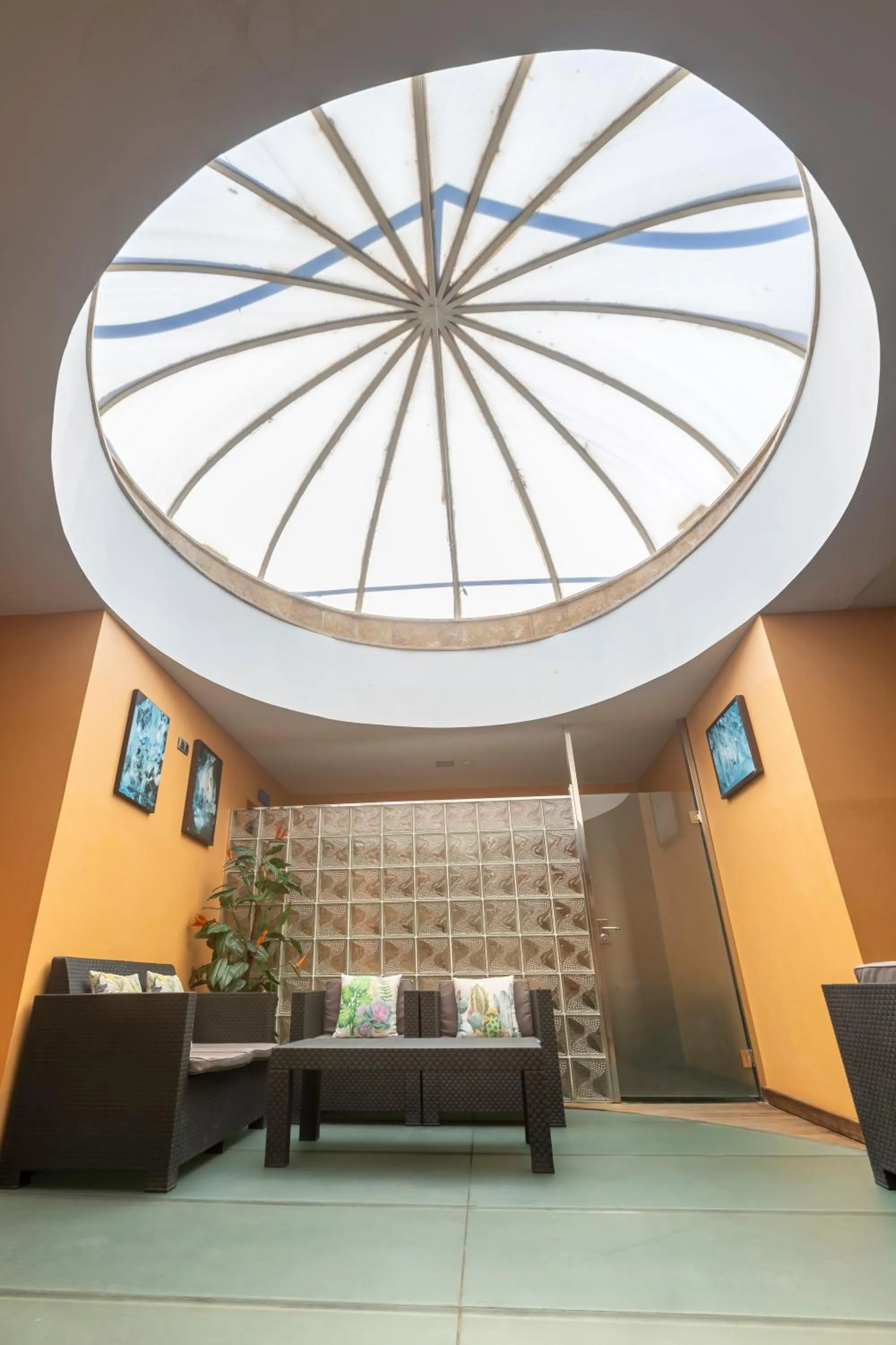 Area and facilities in Moon Dreams Calabahía