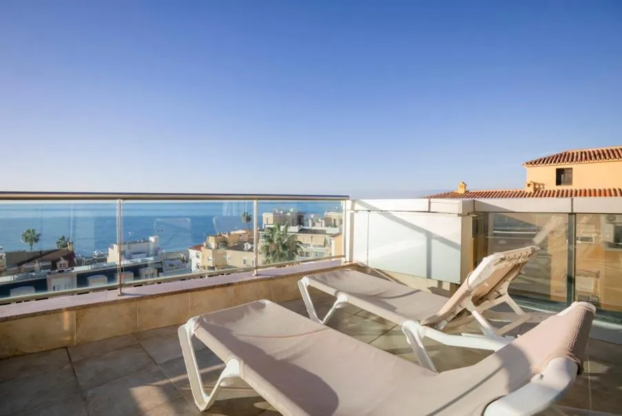 Moon Dreams Calabahía