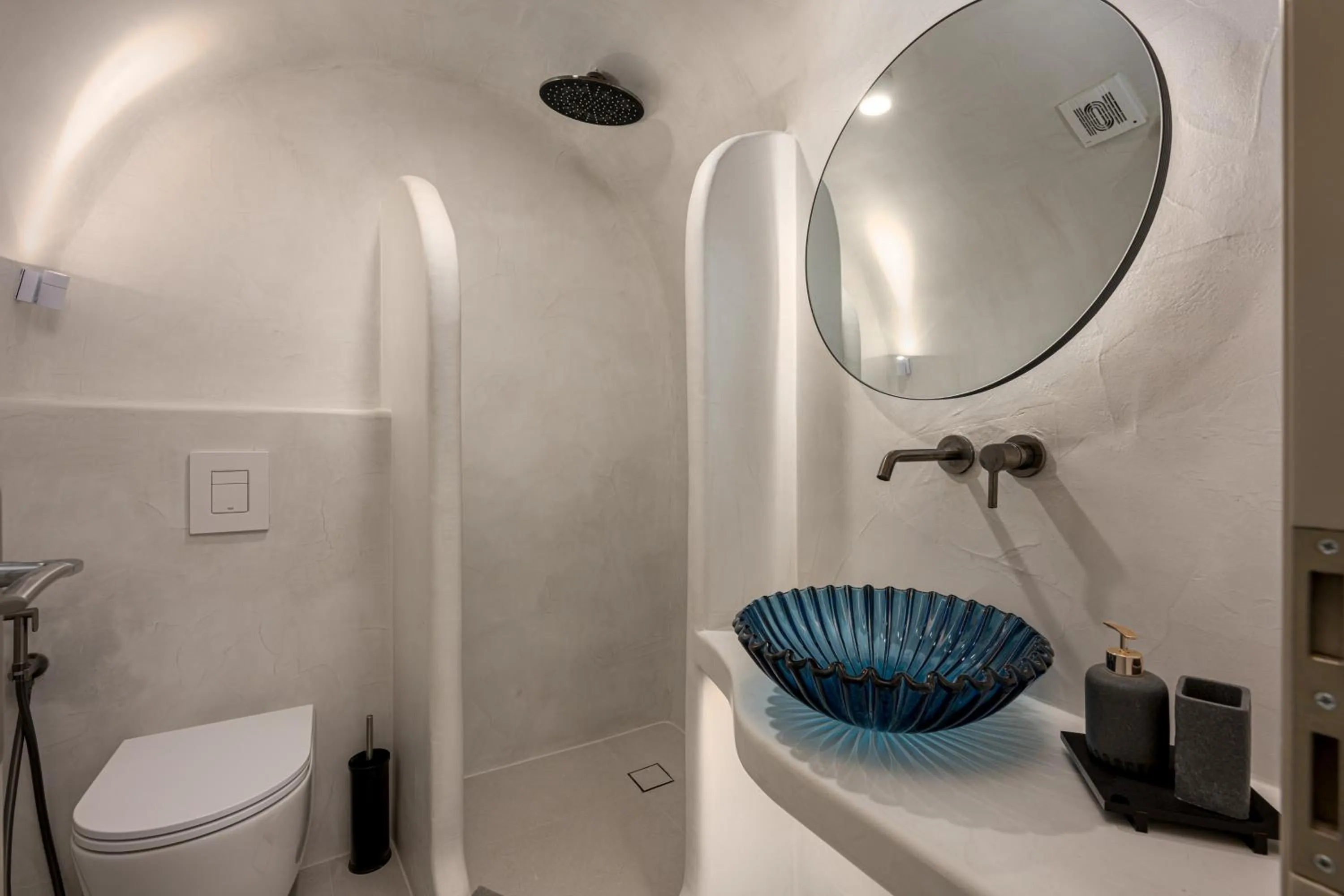 Bathroom in Galaria Serenity Suites