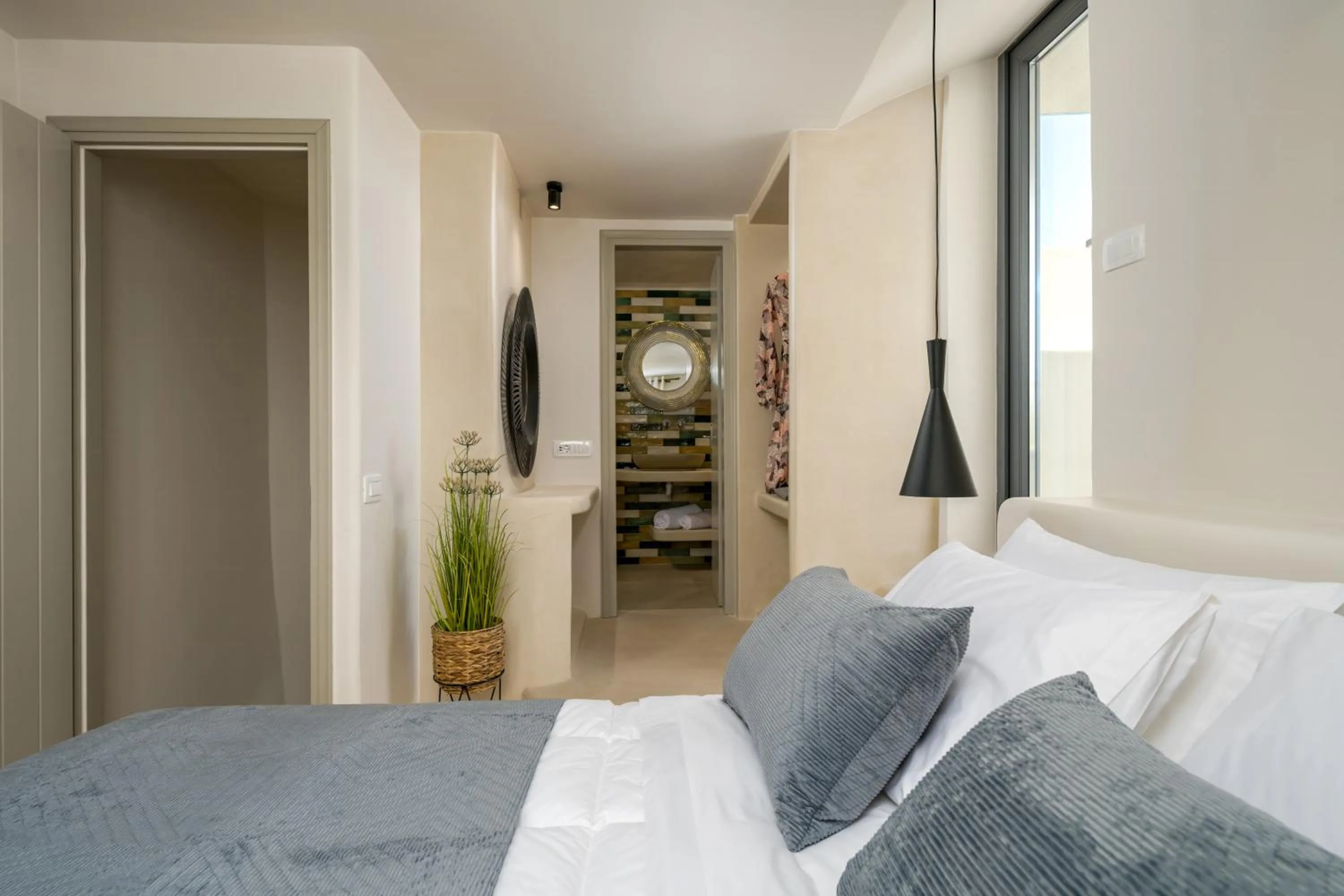 Photo of the whole room, Bed in Galaria Serenity Suites