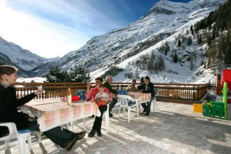 Hôtel Garni Les Bouquetins