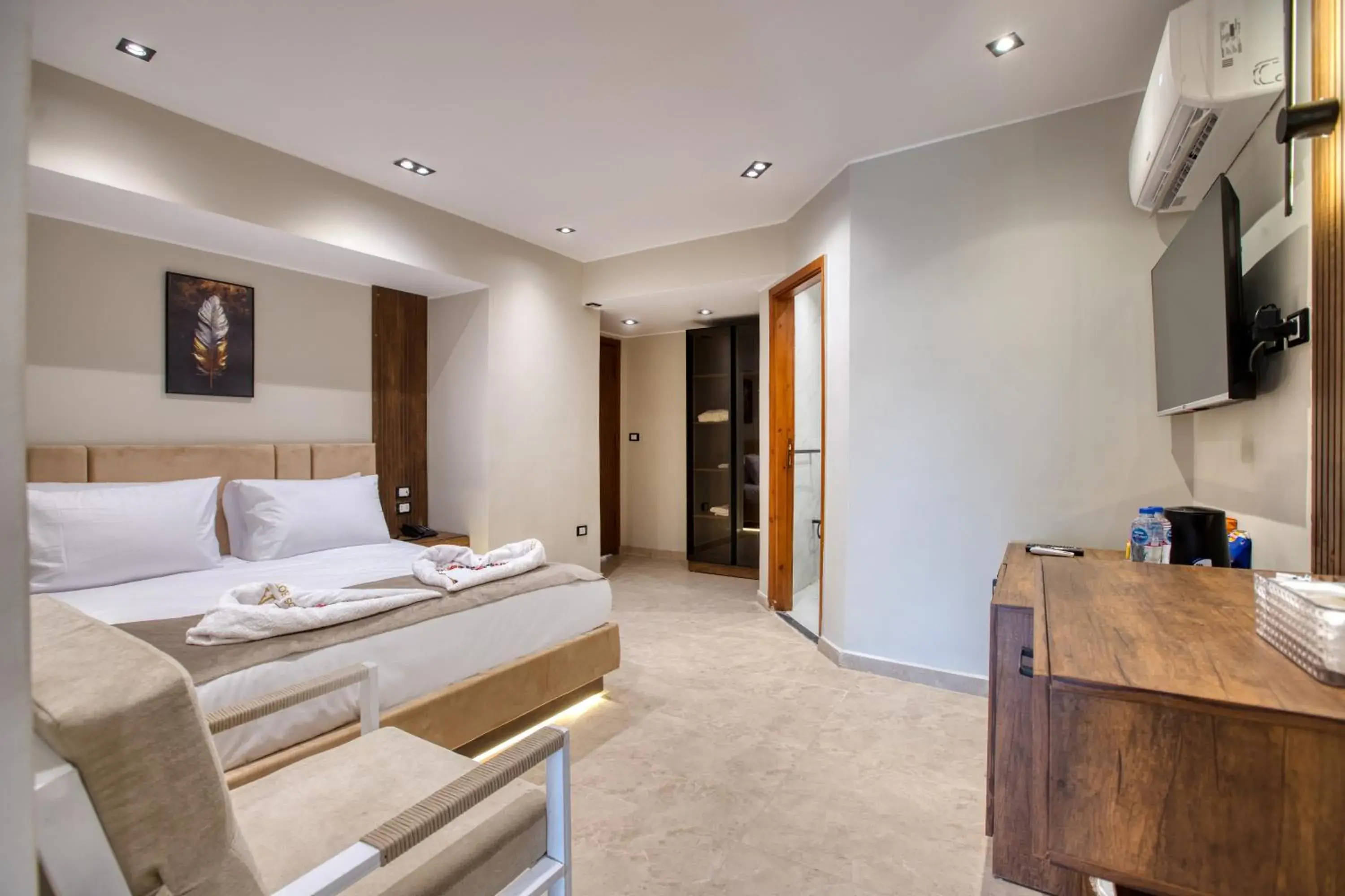 Deluxe Double Room with Balcony in Gaia Pyramids Hotel Deluxe Double Room with Balcony in Gaia Pyramids Hotel