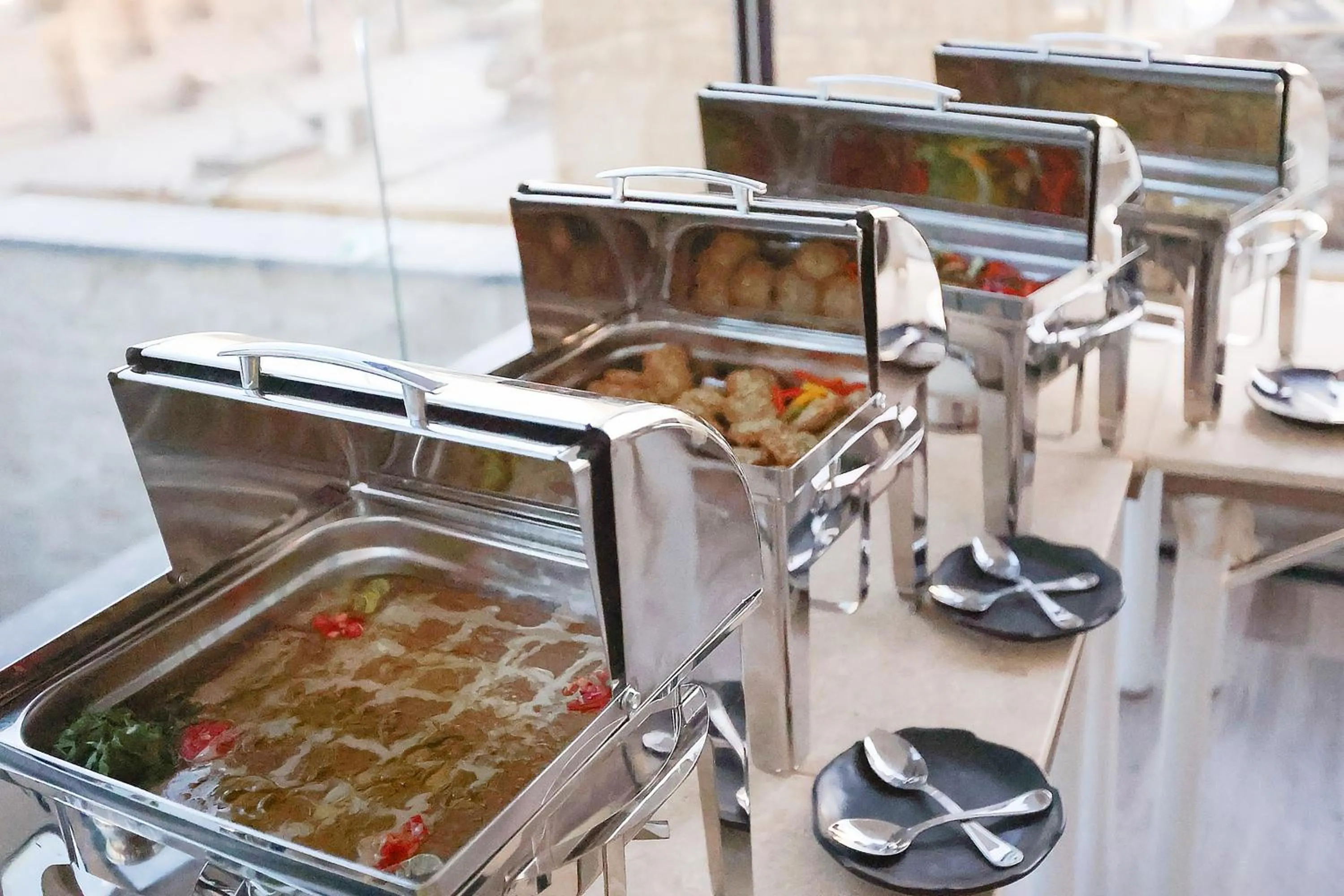 Restaurant/places to eat in Gaia Pyramids Hotel