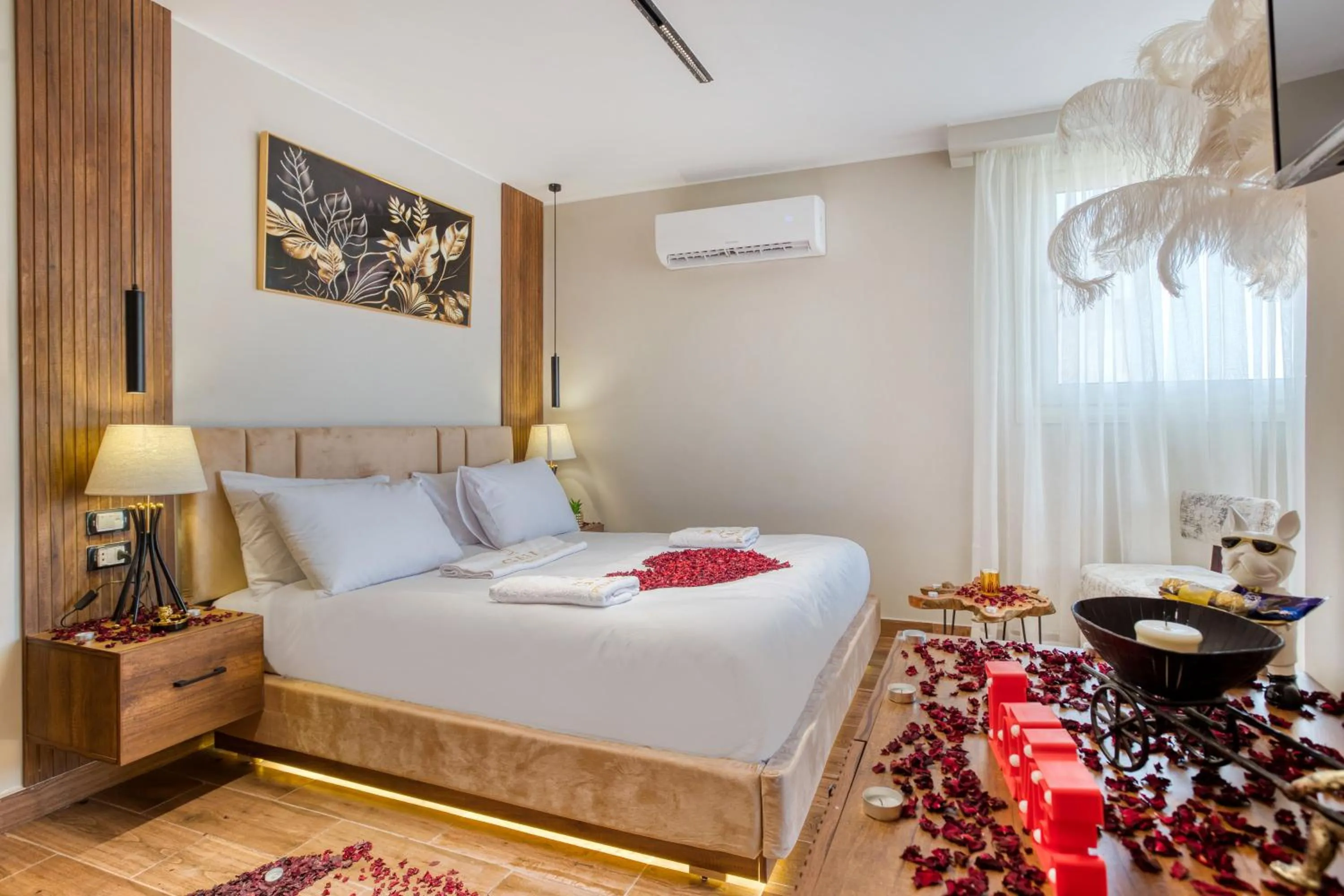 Bed in Gaia Pyramids Hotel