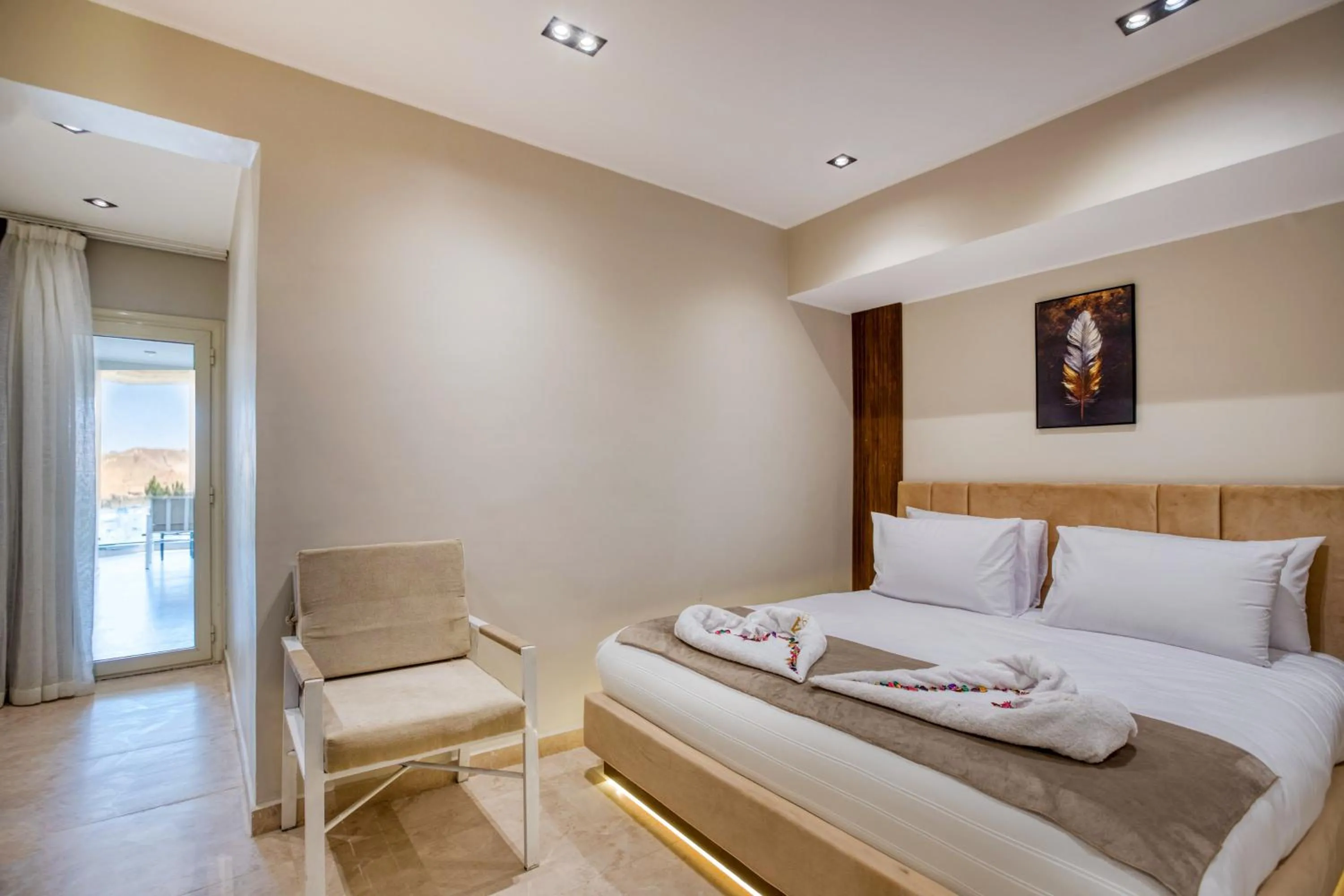 Bedroom, Bed in Gaia Pyramids Hotel