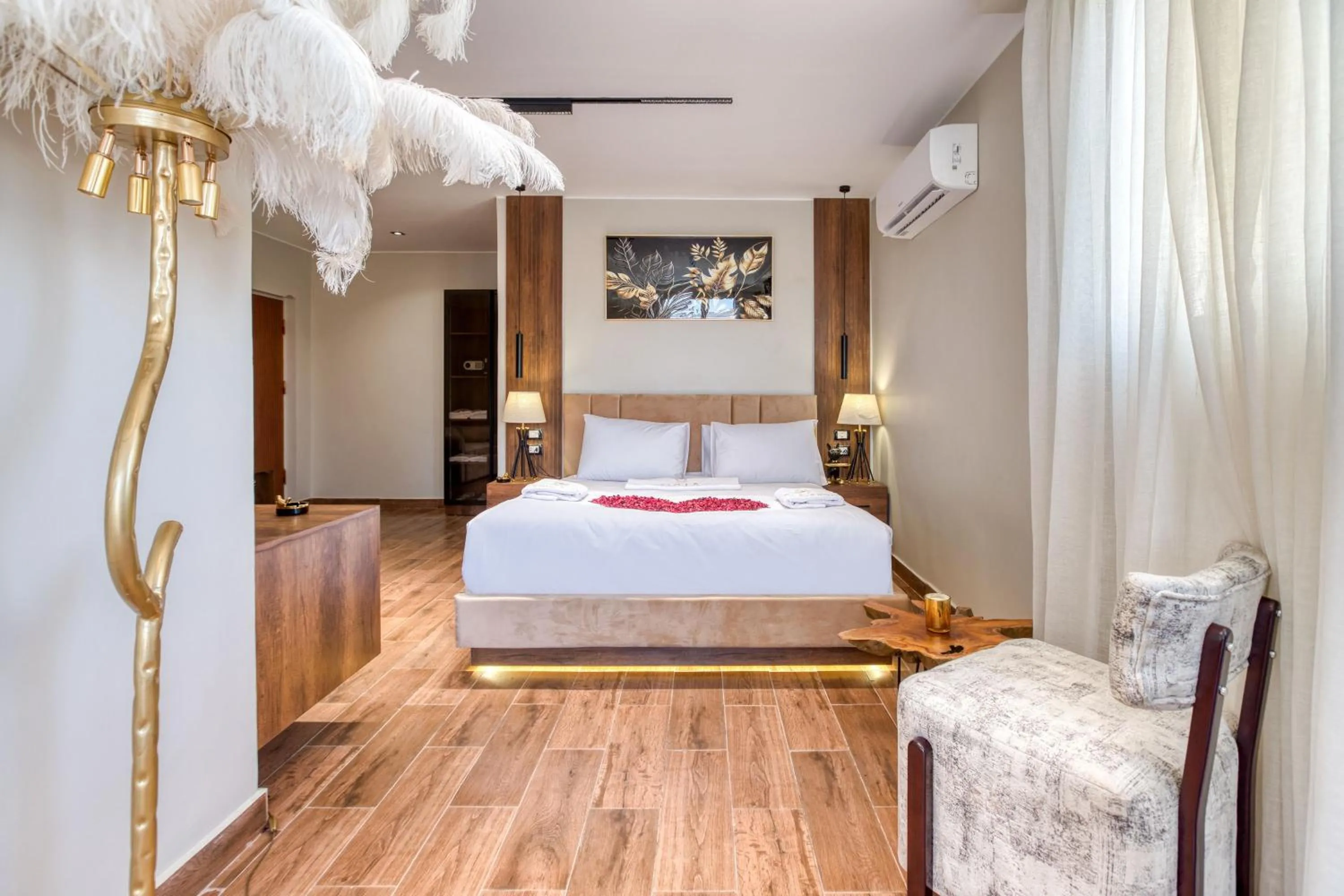 Bed in Gaia Pyramids Hotel