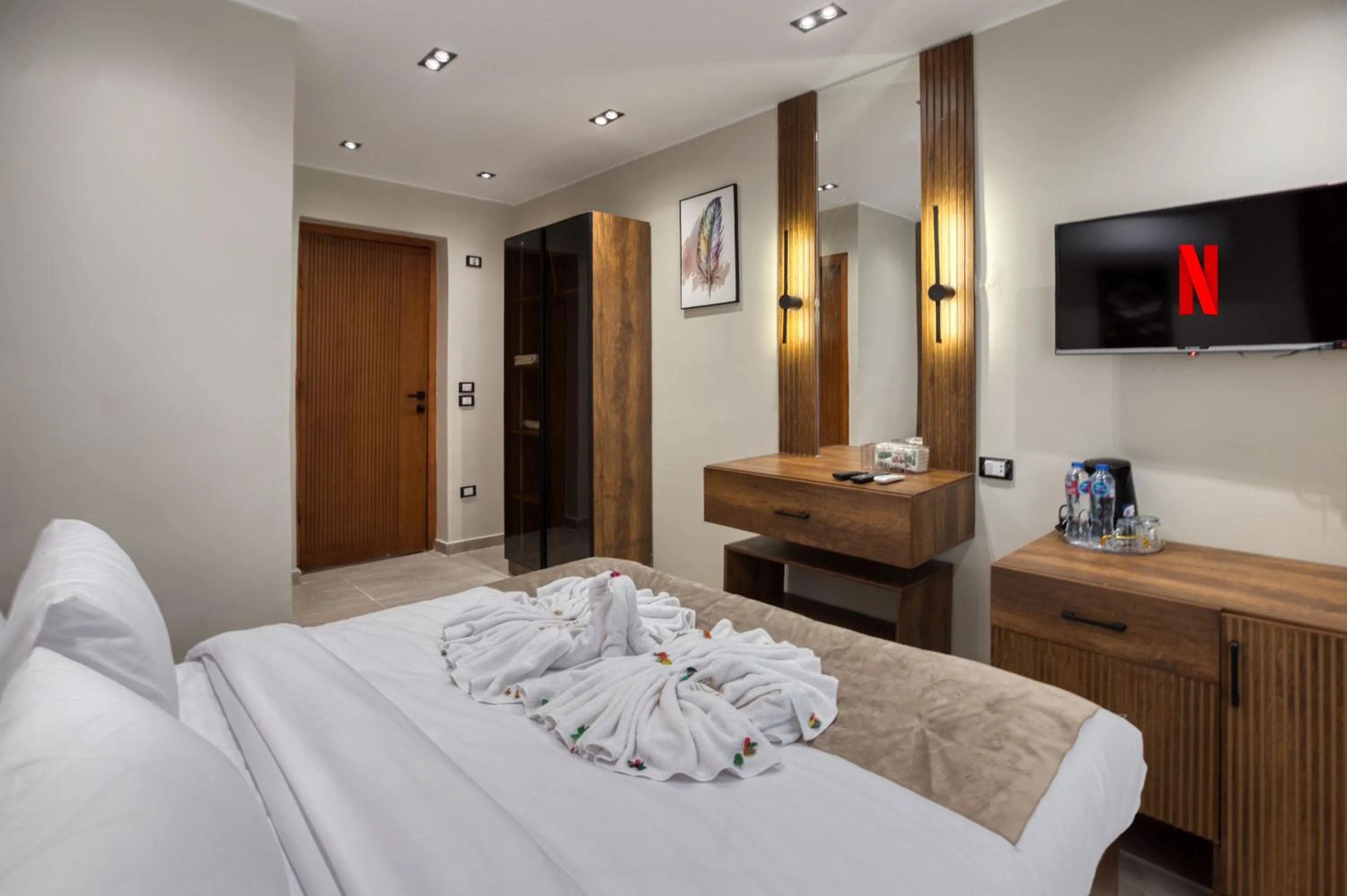 Bedroom, Bed in Gaia Pyramids Hotel