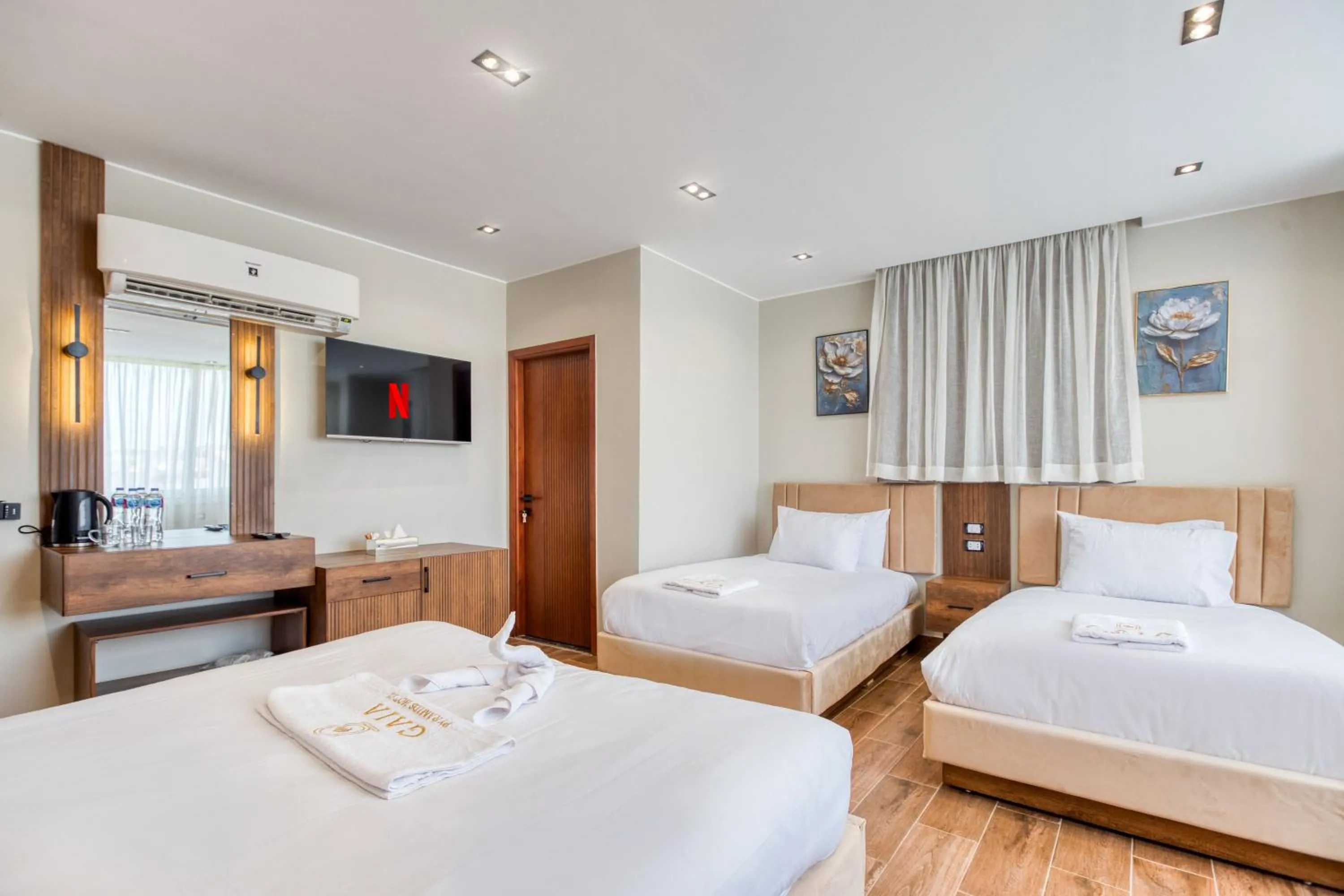 Photo of the whole room, Bed in Gaia Pyramids Hotel