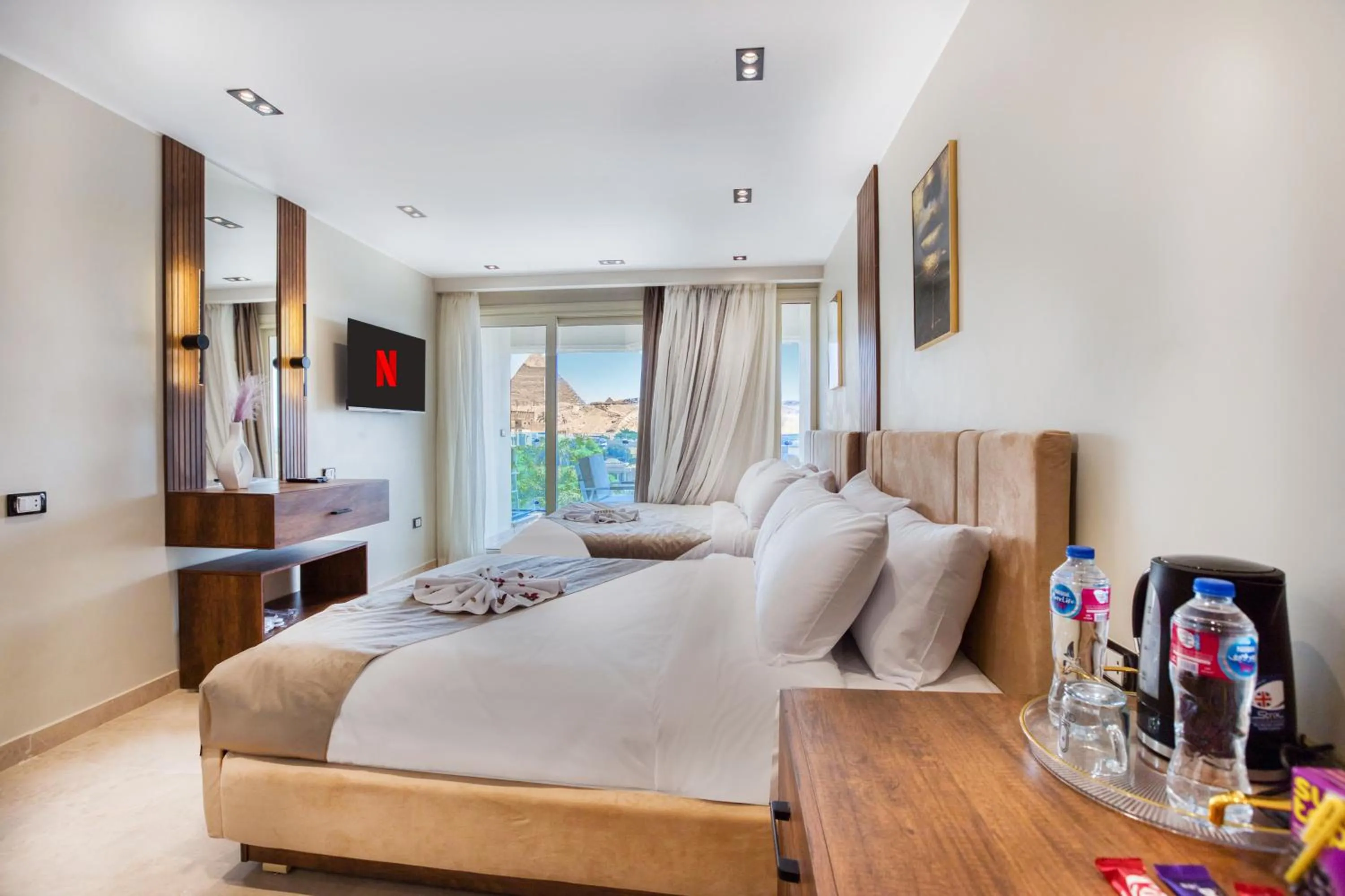 TV and multimedia, Bed in Gaia Pyramids Hotel
