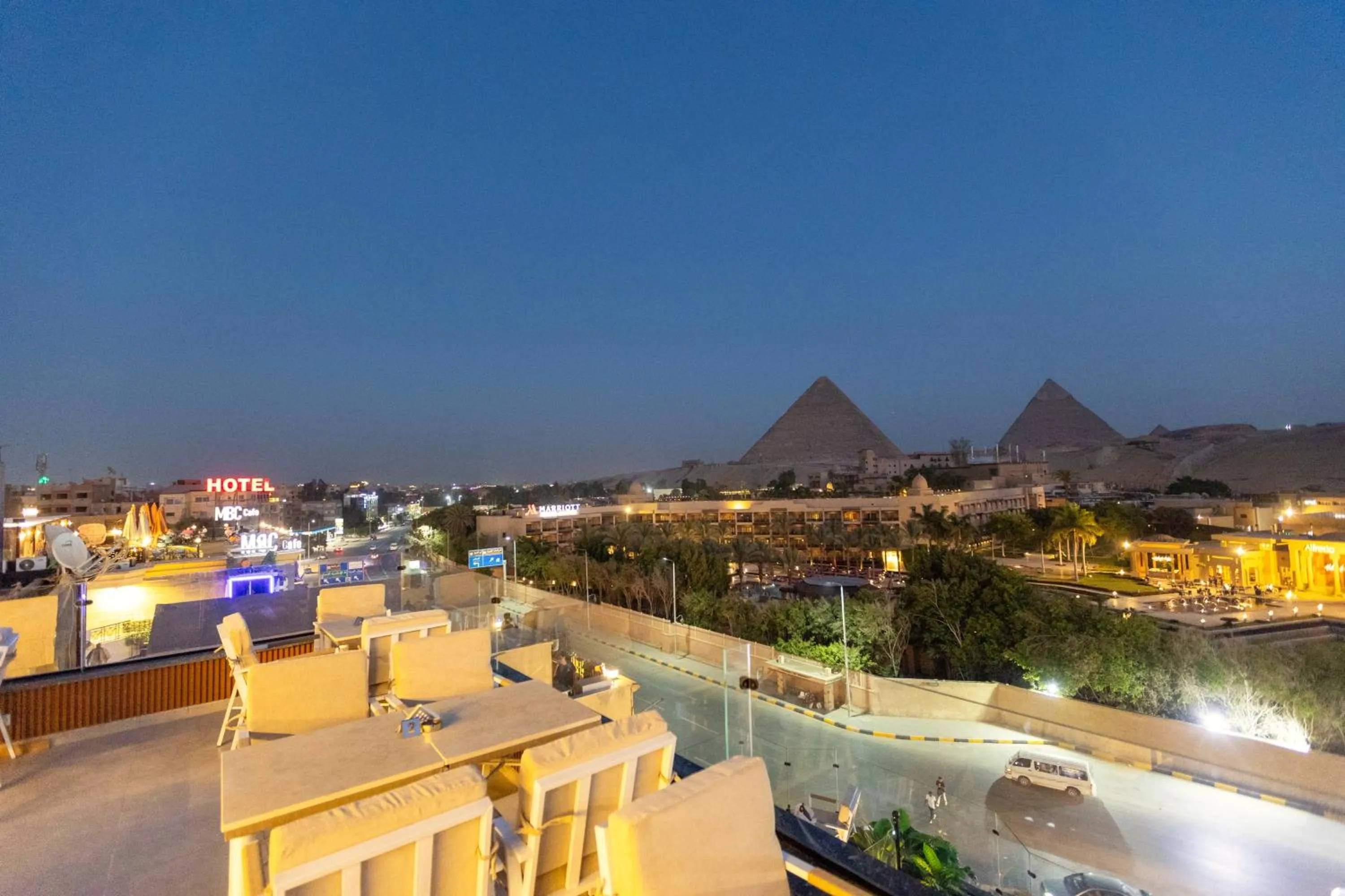 Communal lounge/ TV room in Gaia Pyramids Hotel