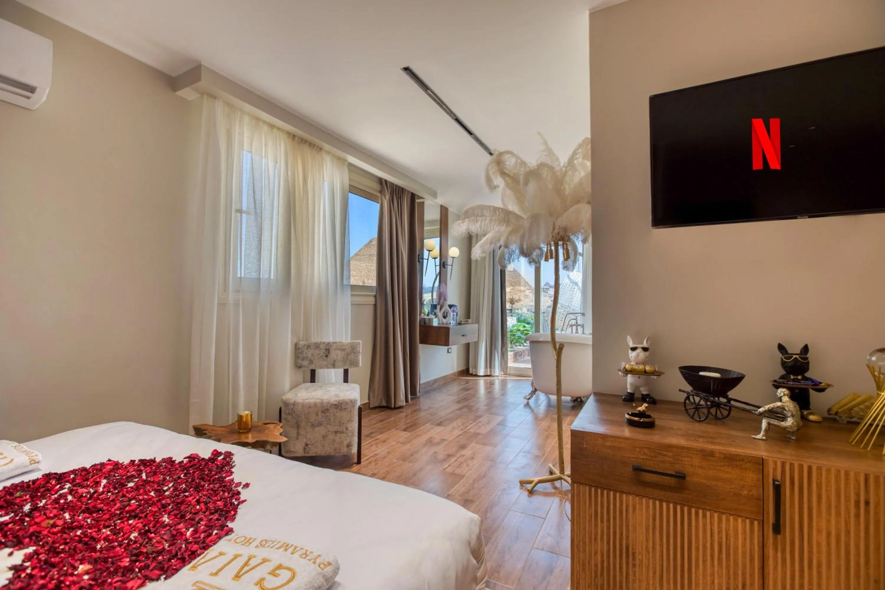 Bed in Gaia Pyramids Hotel