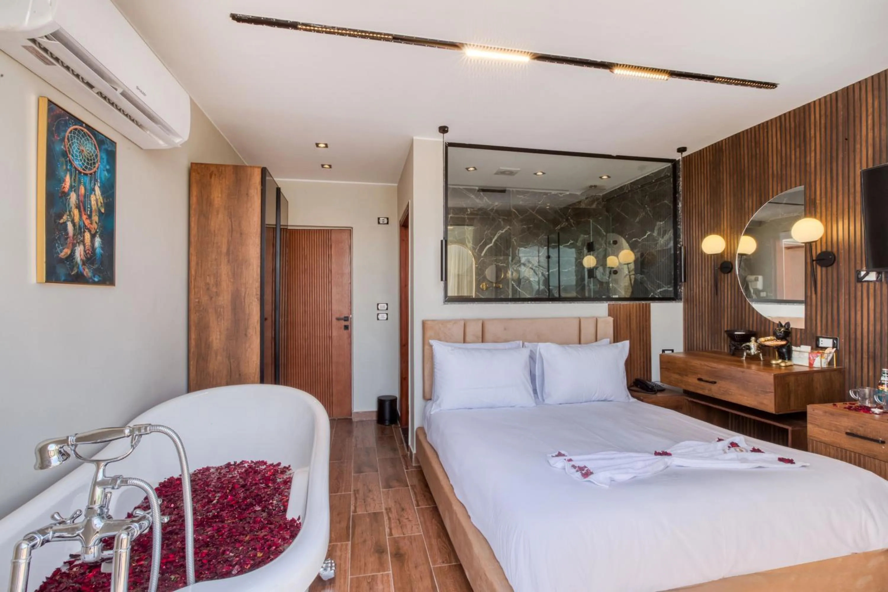 Bed in Gaia Pyramids Hotel