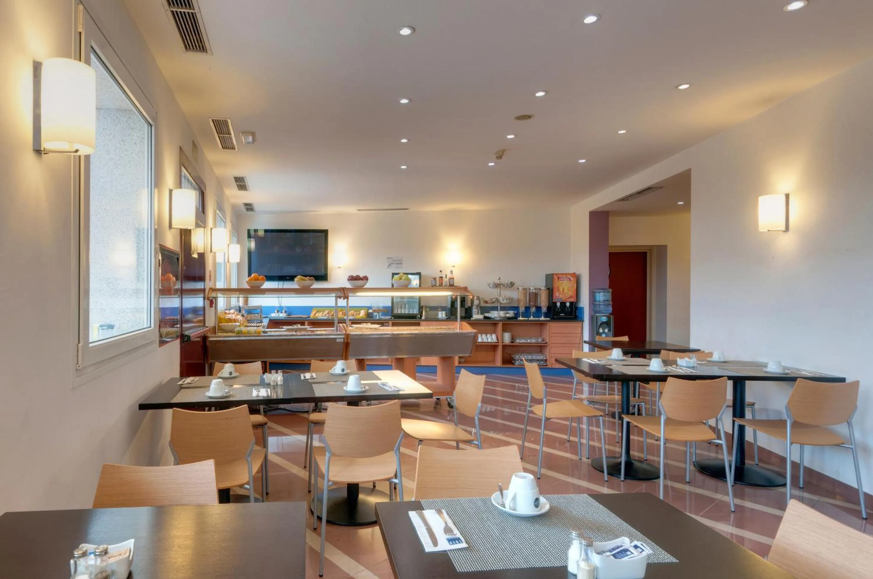 Restaurant/places to eat in Gran Hotel Los Angeles