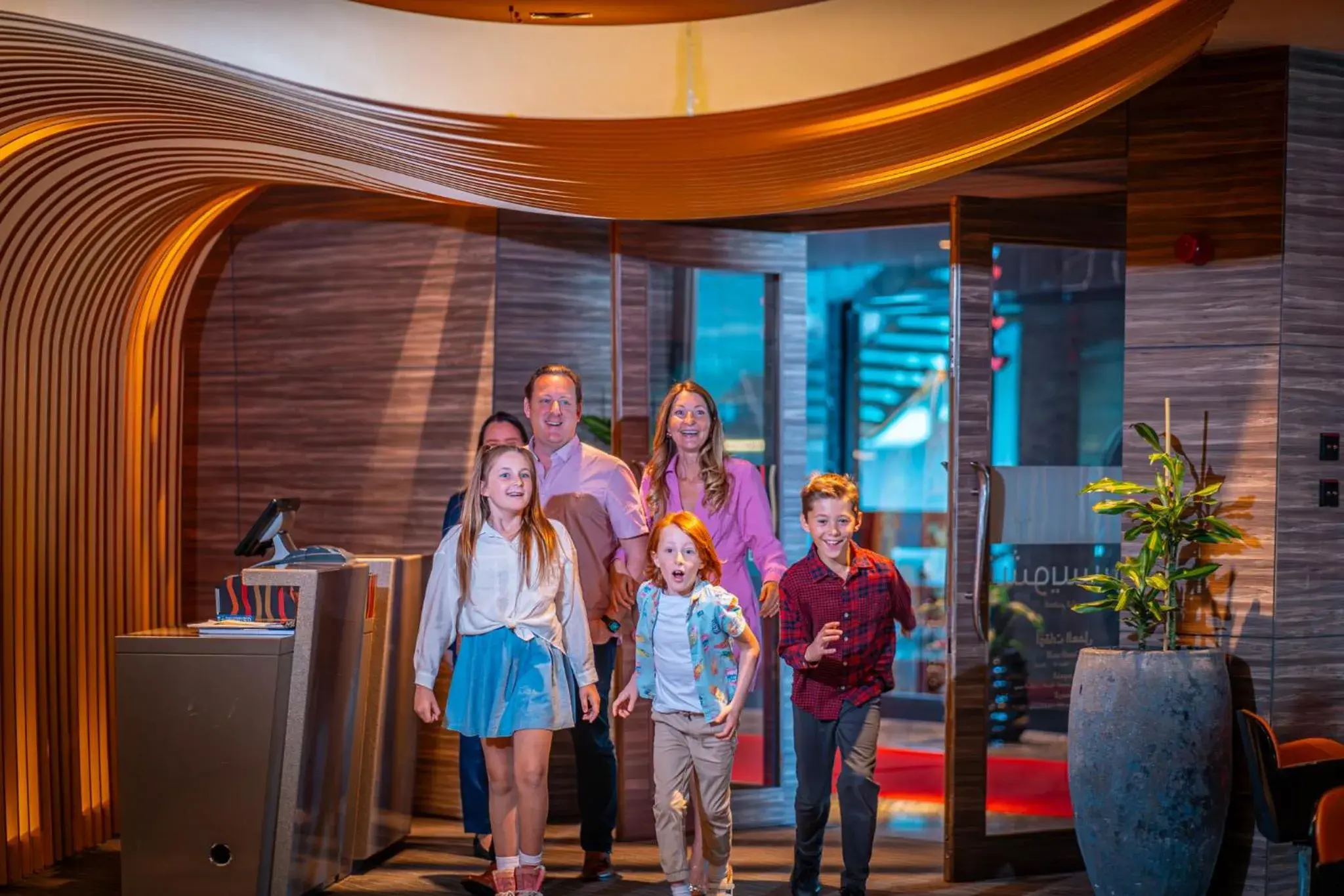 Restaurant/places to eat in The Art Hotel & Resort Restaurant/places to eat in The Art Hotel & Resort