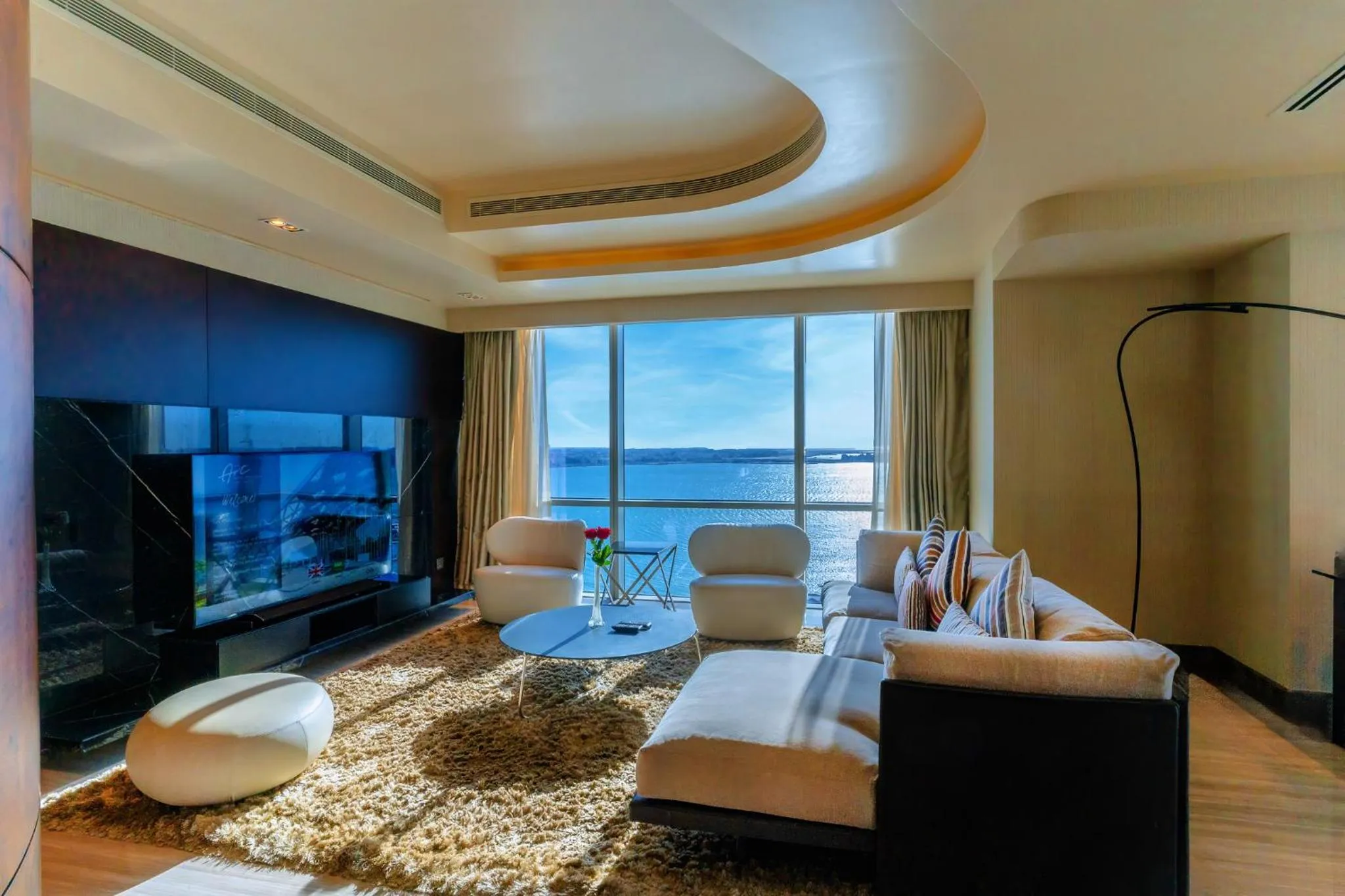 View (from property/room), Bed in The Art Hotel & Resort