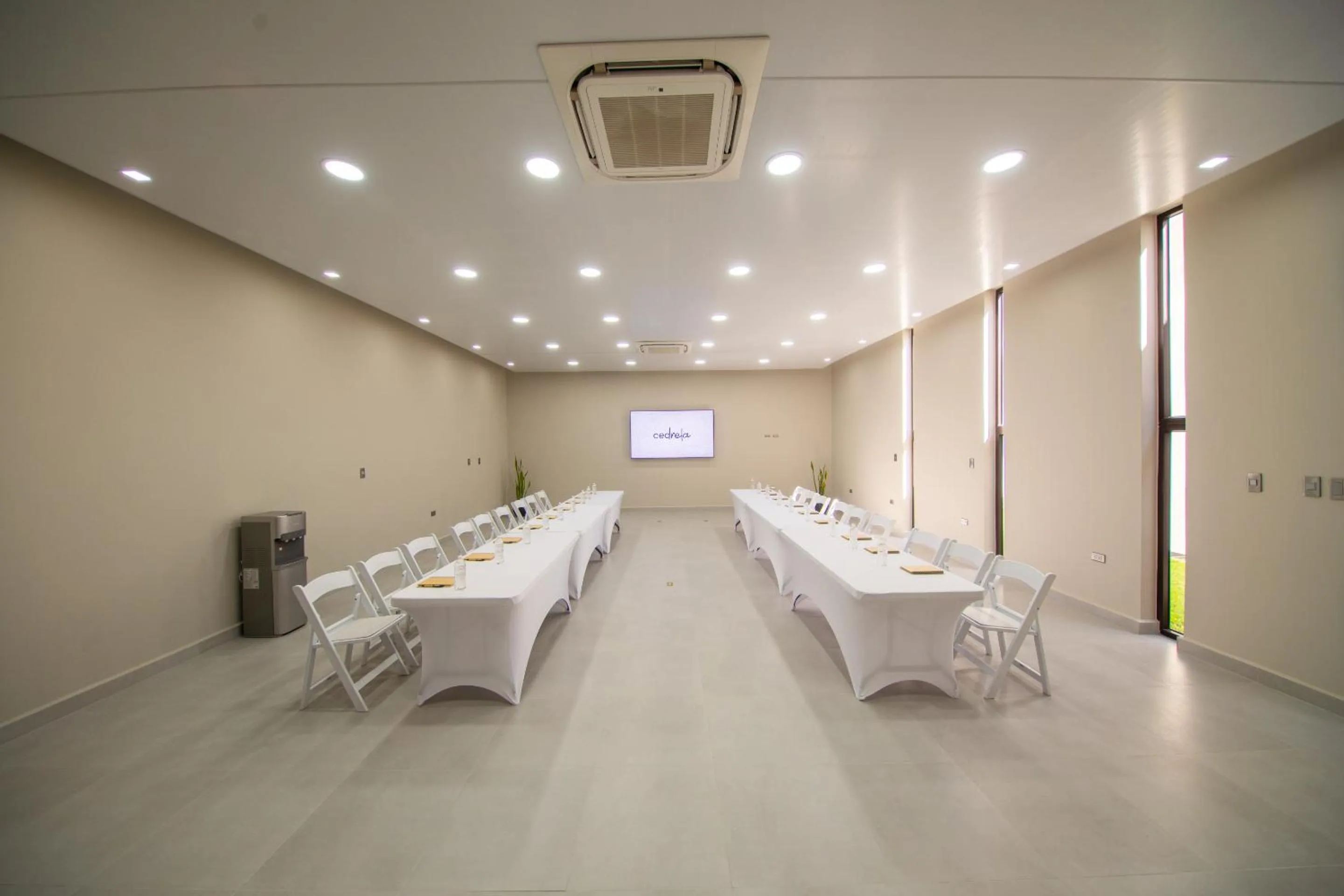 Meeting/conference room in Cedrela