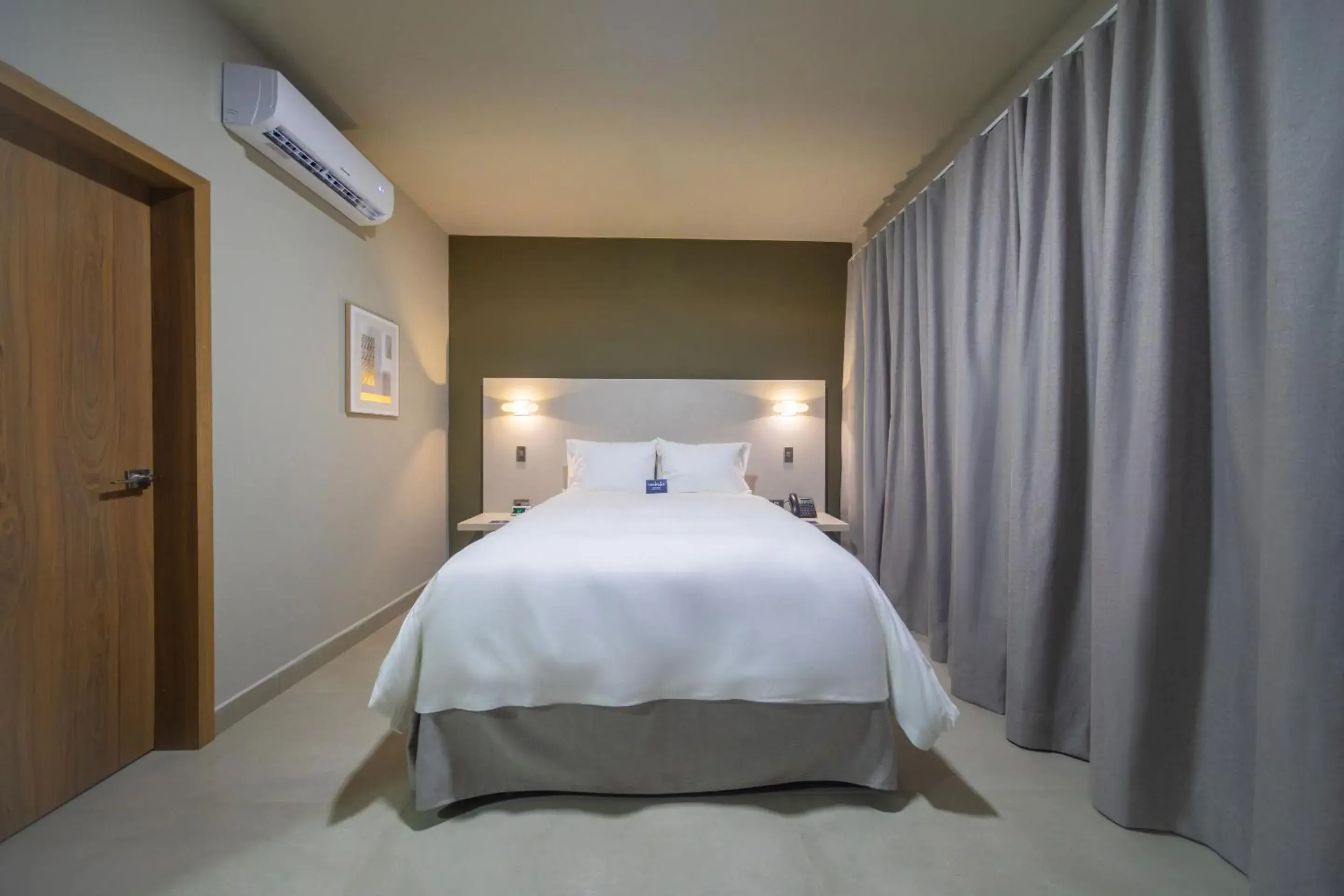 Bedroom, Bed in Cedrela Bedroom, Bed in Cedrela