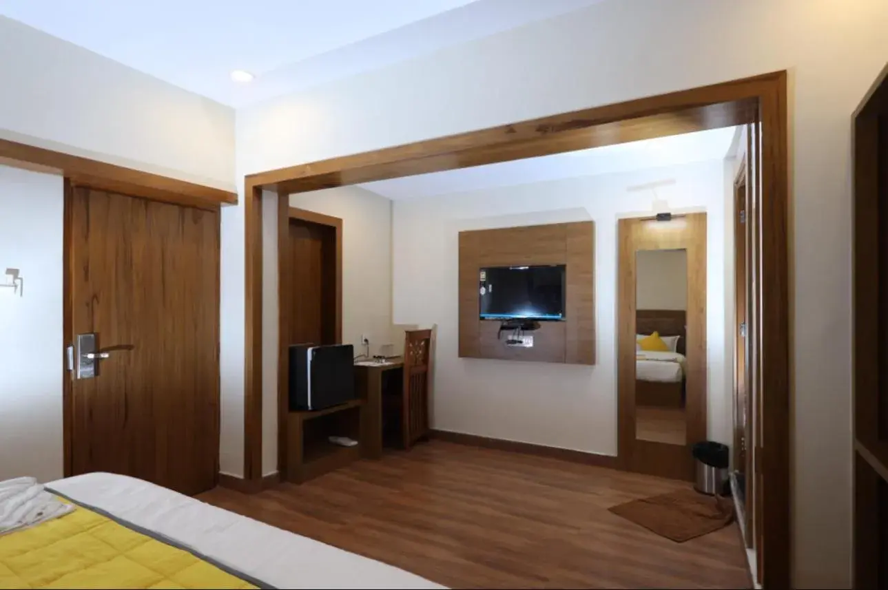 Photo of the whole room, Bed in Hotel president park Coimbatore Photo of the whole room, Bed in Hotel president park Coimbatore