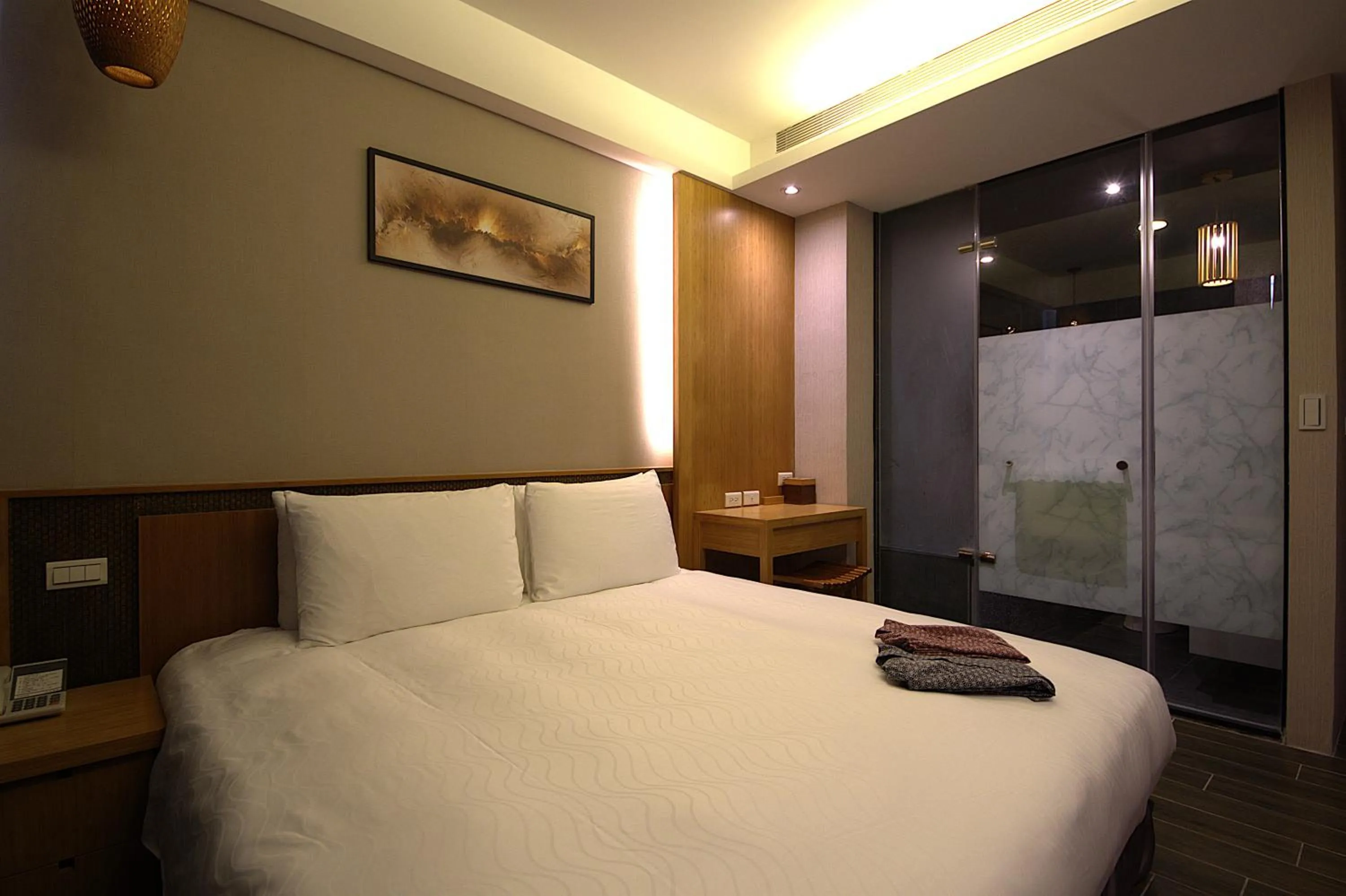 Photo of the whole room, Bed in Tenlien onsen Hot Spring Hotel