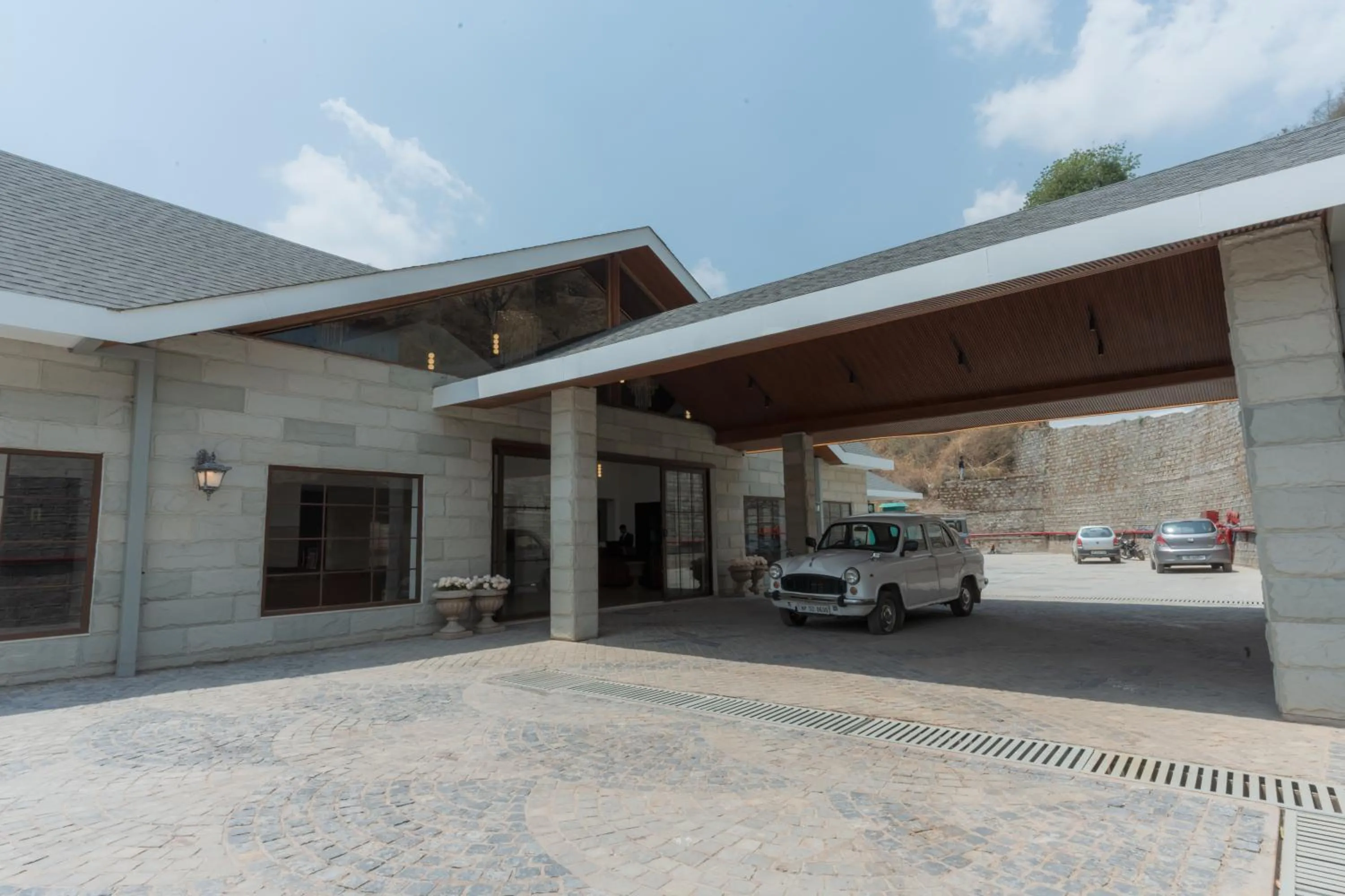 Parking in The Belvedere Kasauli