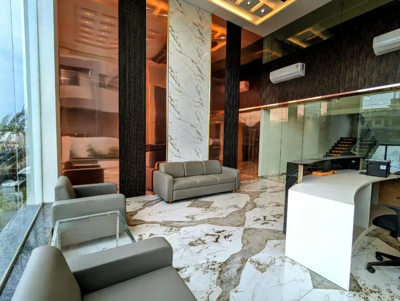 Lobby or reception in Hotel Majestic By NxtJen Hospitality Lobby or reception in Hotel Majestic By NxtJen Hospitality