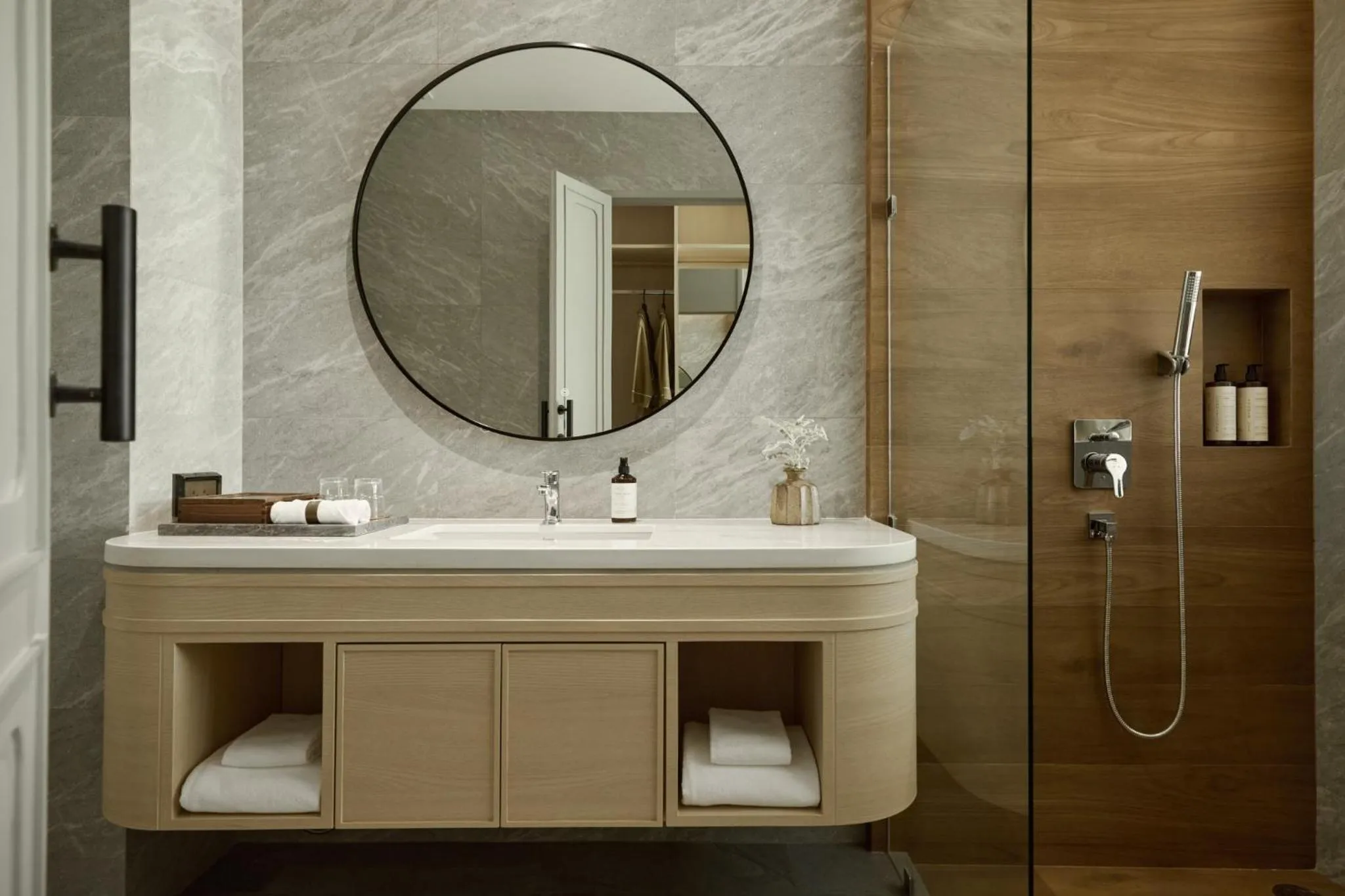 Shower in Arco Phuket Town